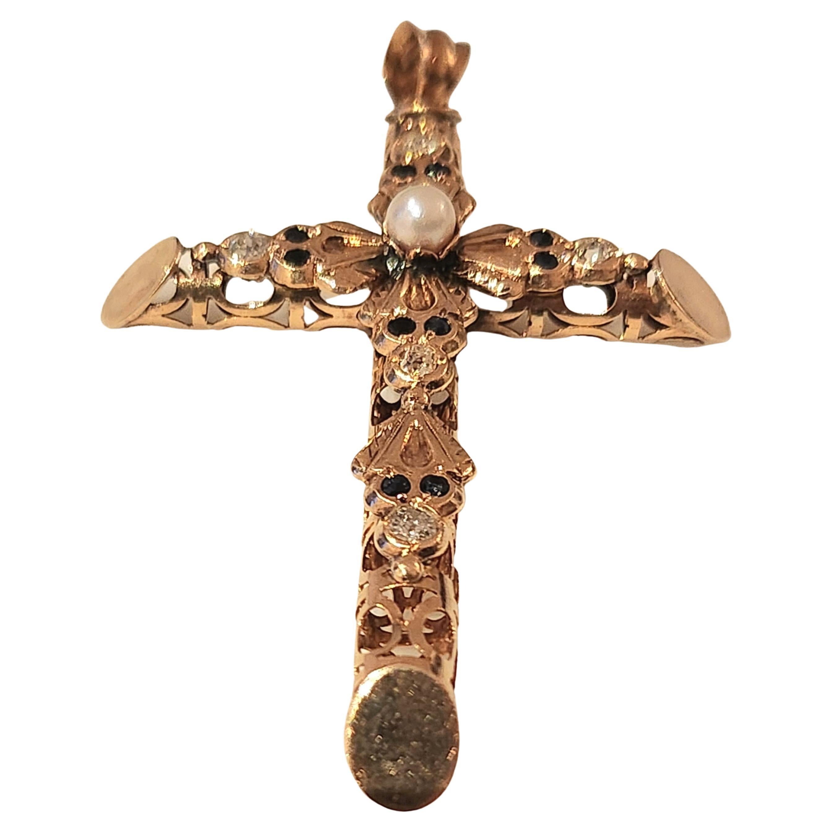 Pendentif croix antique en or et diamants Pour femmes en vente