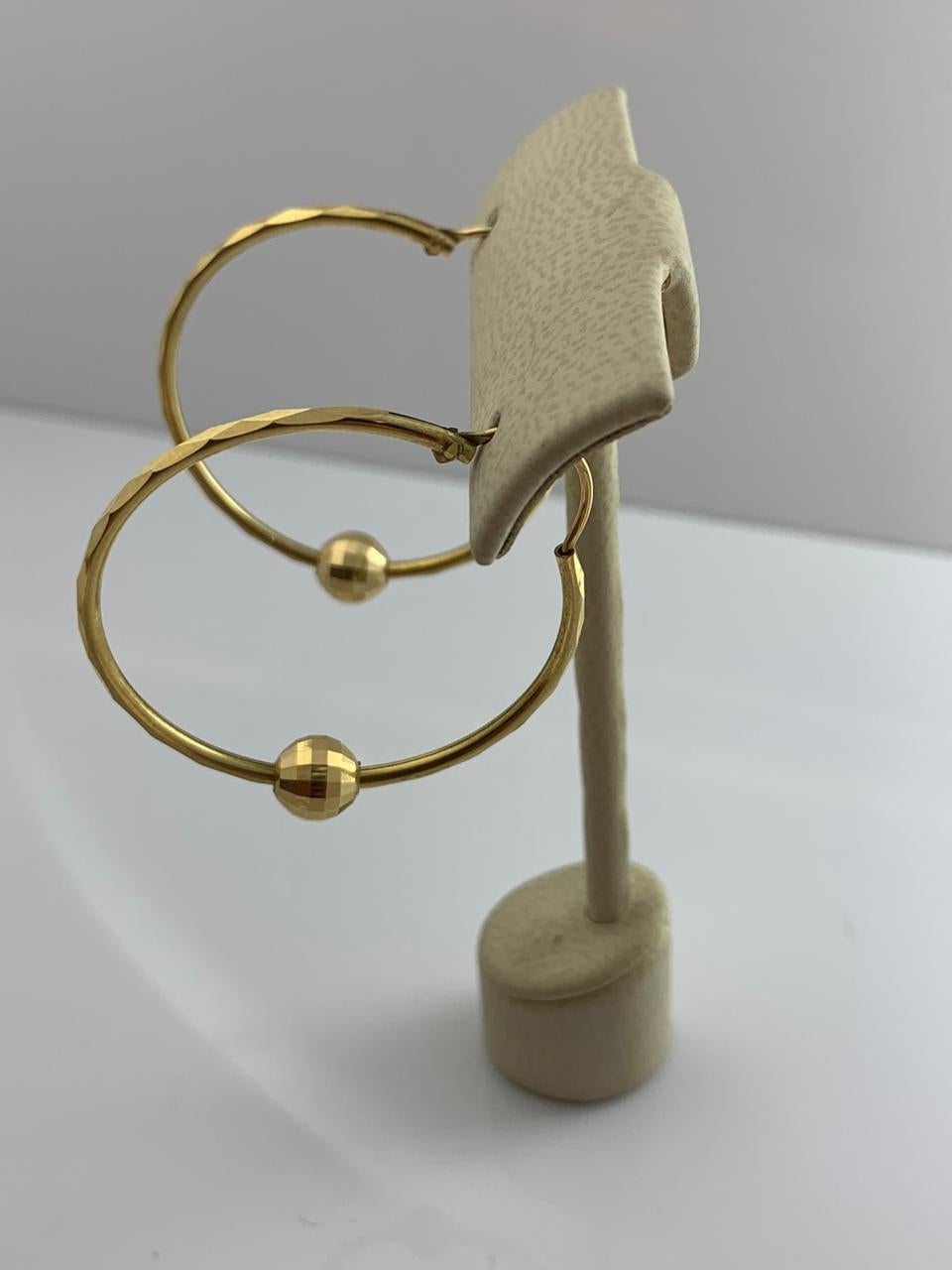 14 karat gold diamond cut hoop earrings