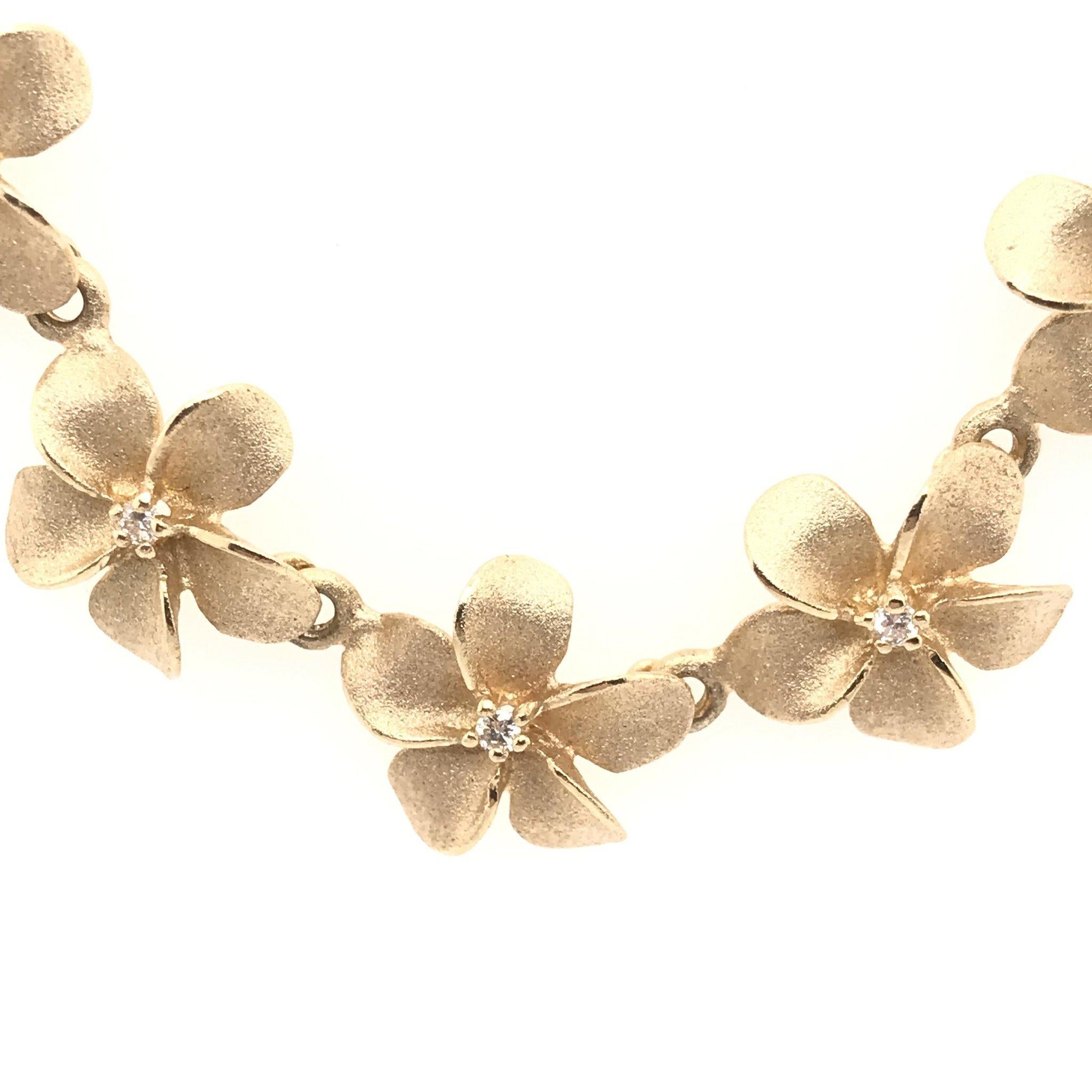 Women's 14 Karat Gold Diamond Flower Chain Necklace