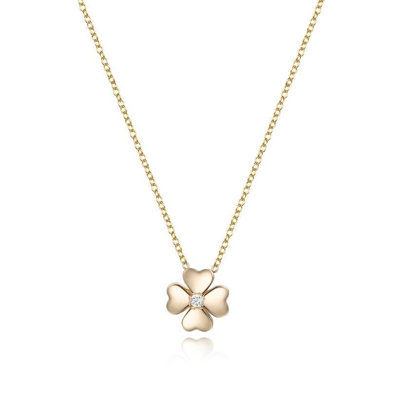 Four Leaf Clover Round Diamond 14K Yellow Gold Necklace In New Condition For Sale In Los Angeles, CA