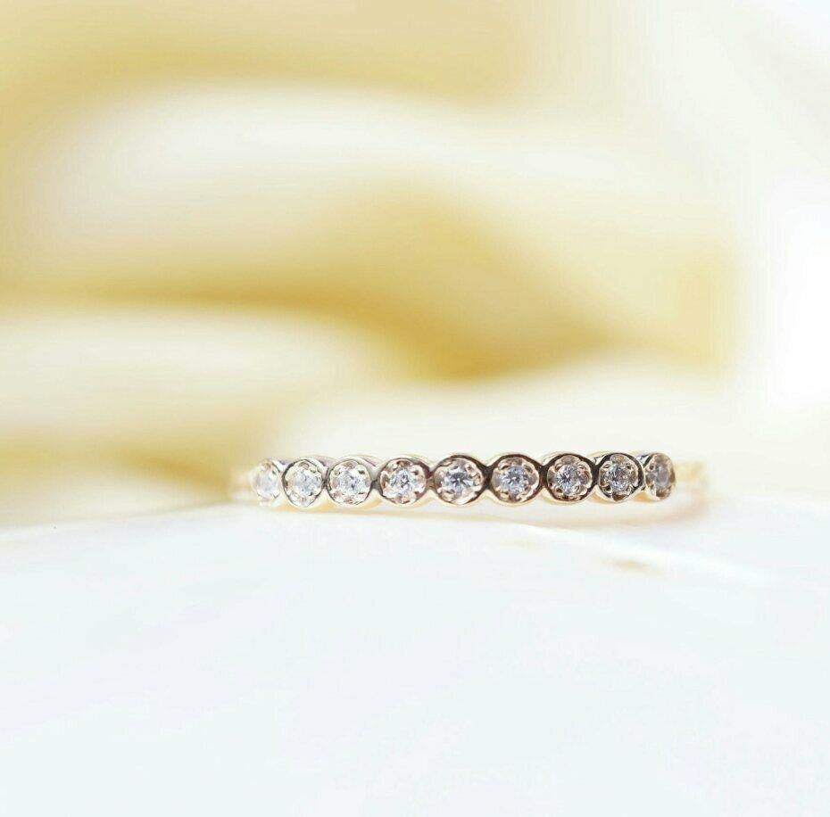 14k Gold Diamond Half Eternity Ring Women Wedding Ring Stackable Diamond Ring.
Diamond Weight: 0.10 Ctw Approx
Hallmarking: 14K Hallmarked.
Total Carat Weight: 0.24 ctw & Under

