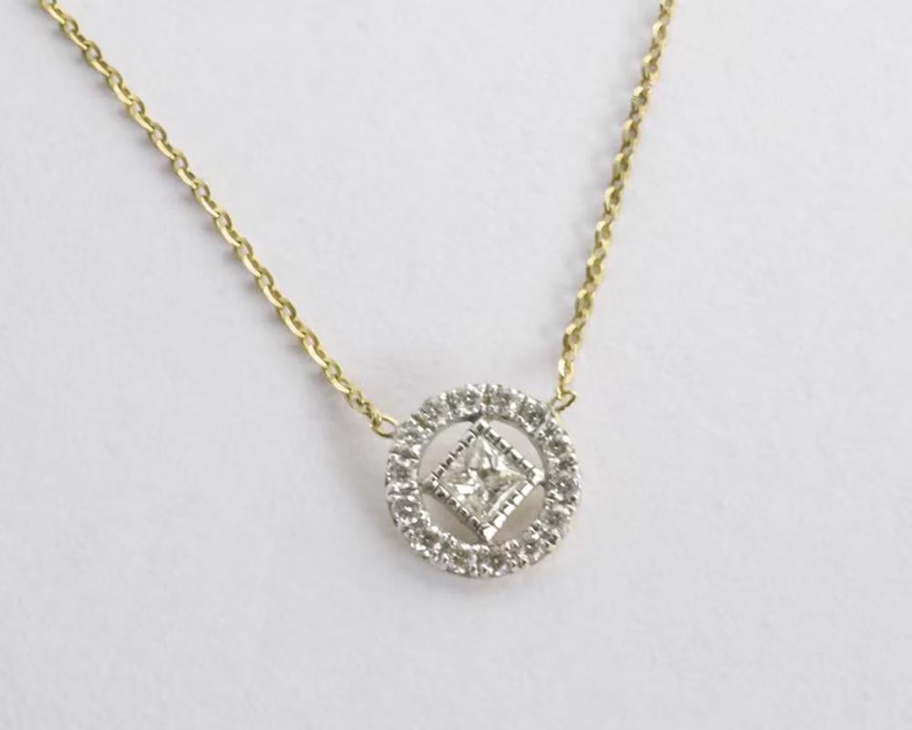 14k Gold Diamant-Halo-Halskette mit Prinzessinnenschliff-Diamant-Anhänger (Rundschliff) im Angebot