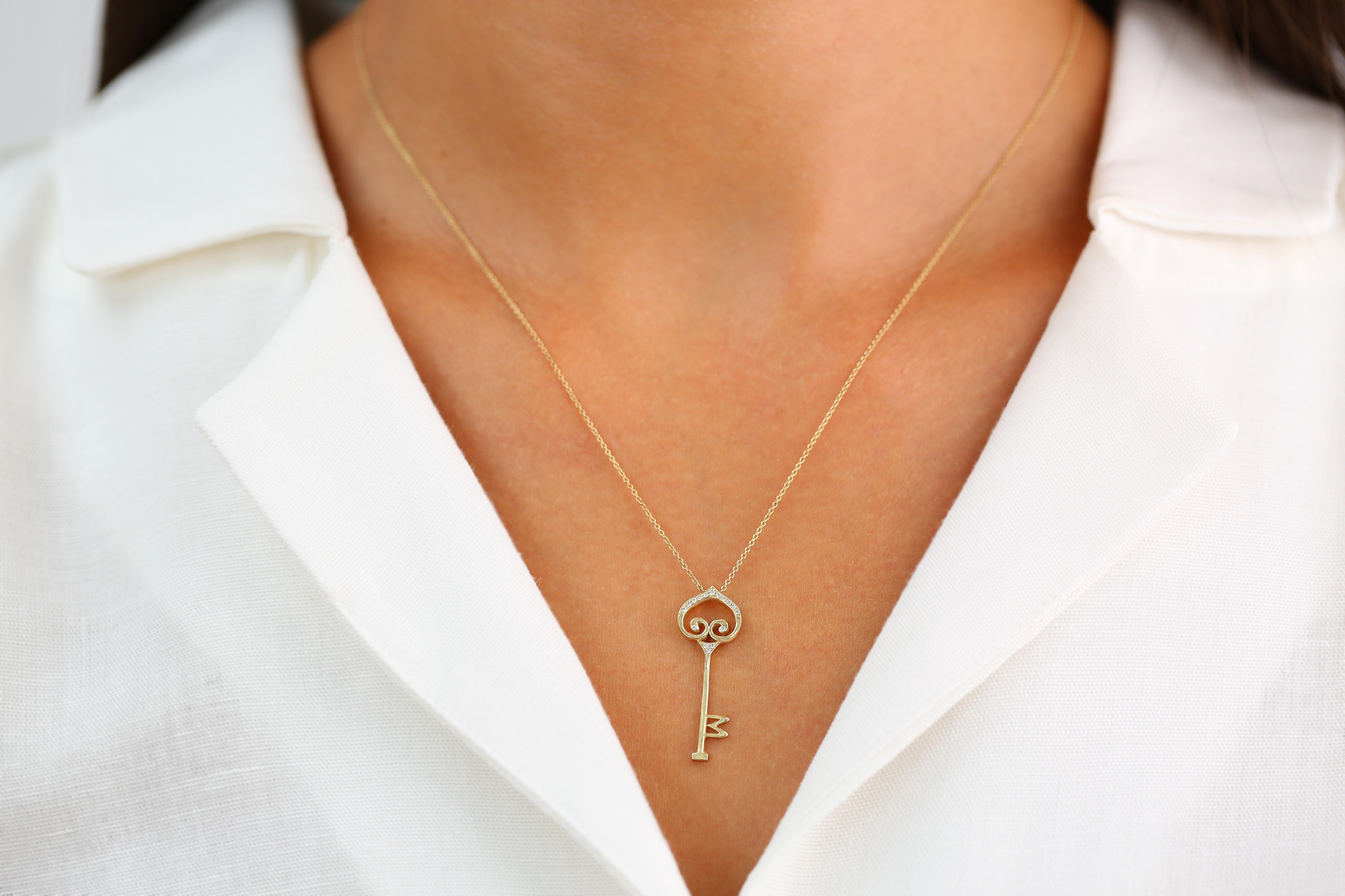14K Gold-Schlüssel-Halskette mit Diamanten, Diamant-Schlüssel-Halskette, Gold-Schlüssel-Halskette, 14K Schlüssel-Halskette, Schlüssel-Charme-Halskette, Geschenk für Sie

Spezielles Design-Halsband mit Diamanten. Es ist ein Produkt der Handarbeit.