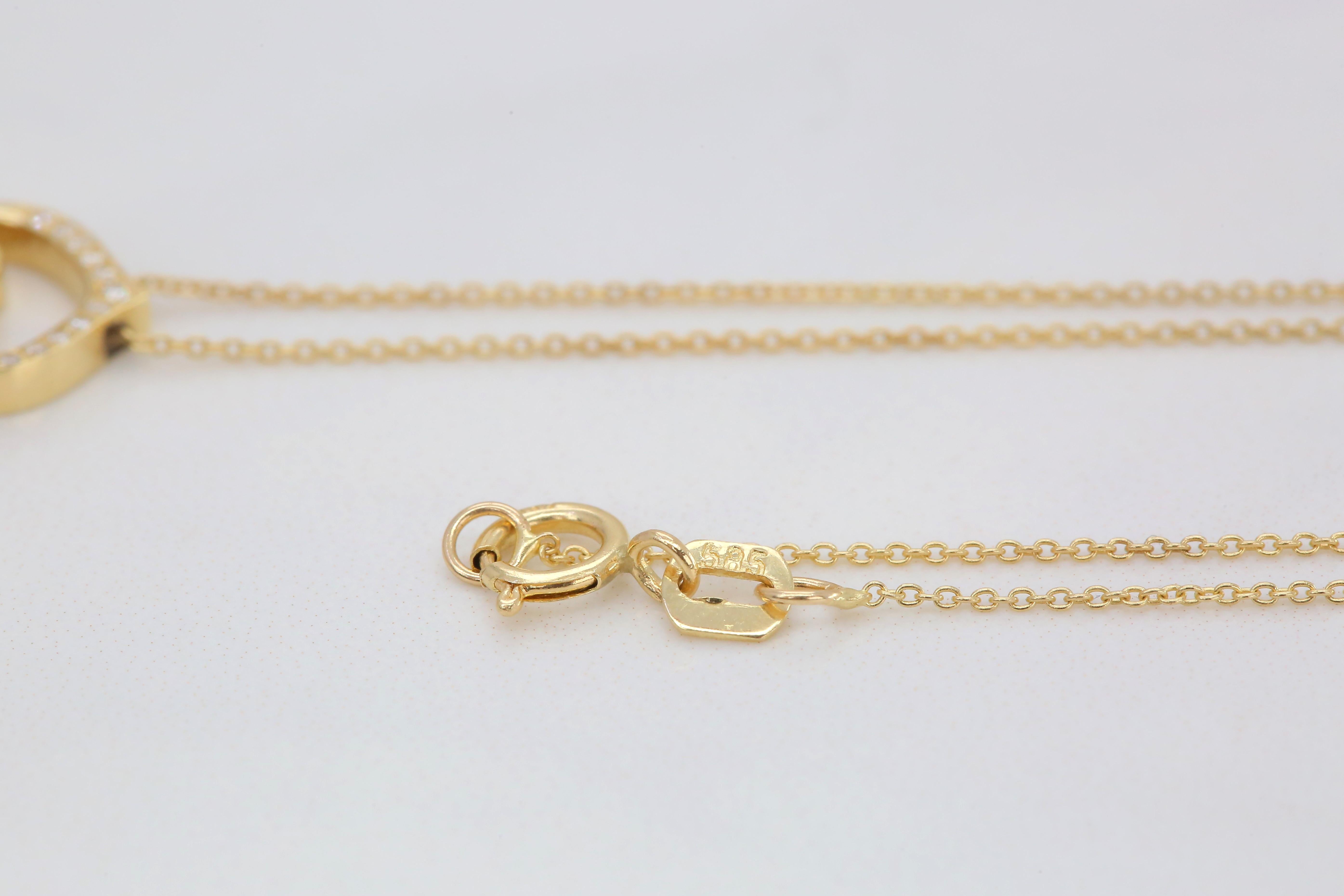 14K Gold Diamond Key Charm Necklace For Sale 2