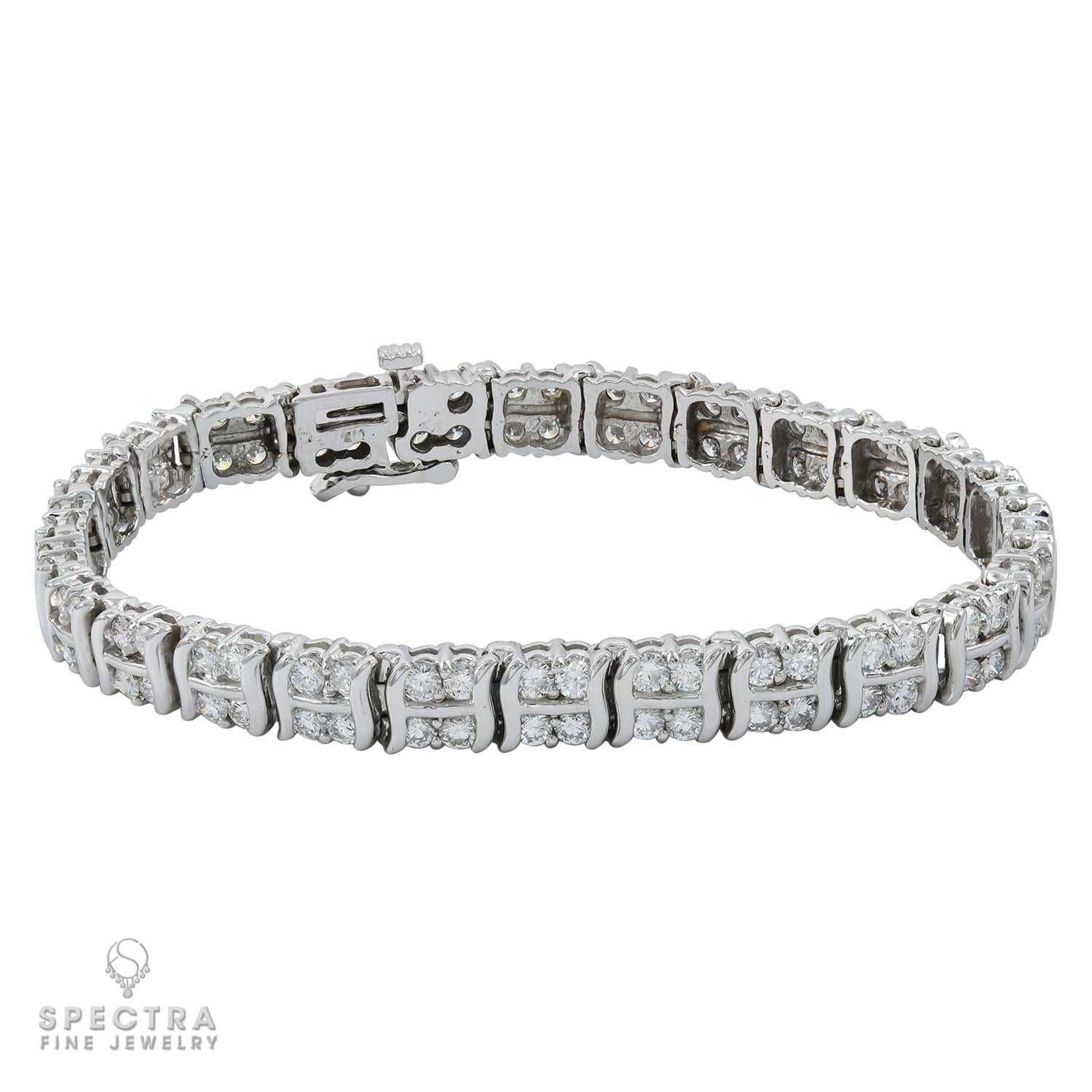 Taille ronde Bracelet ligne de diamants en or 14k en vente