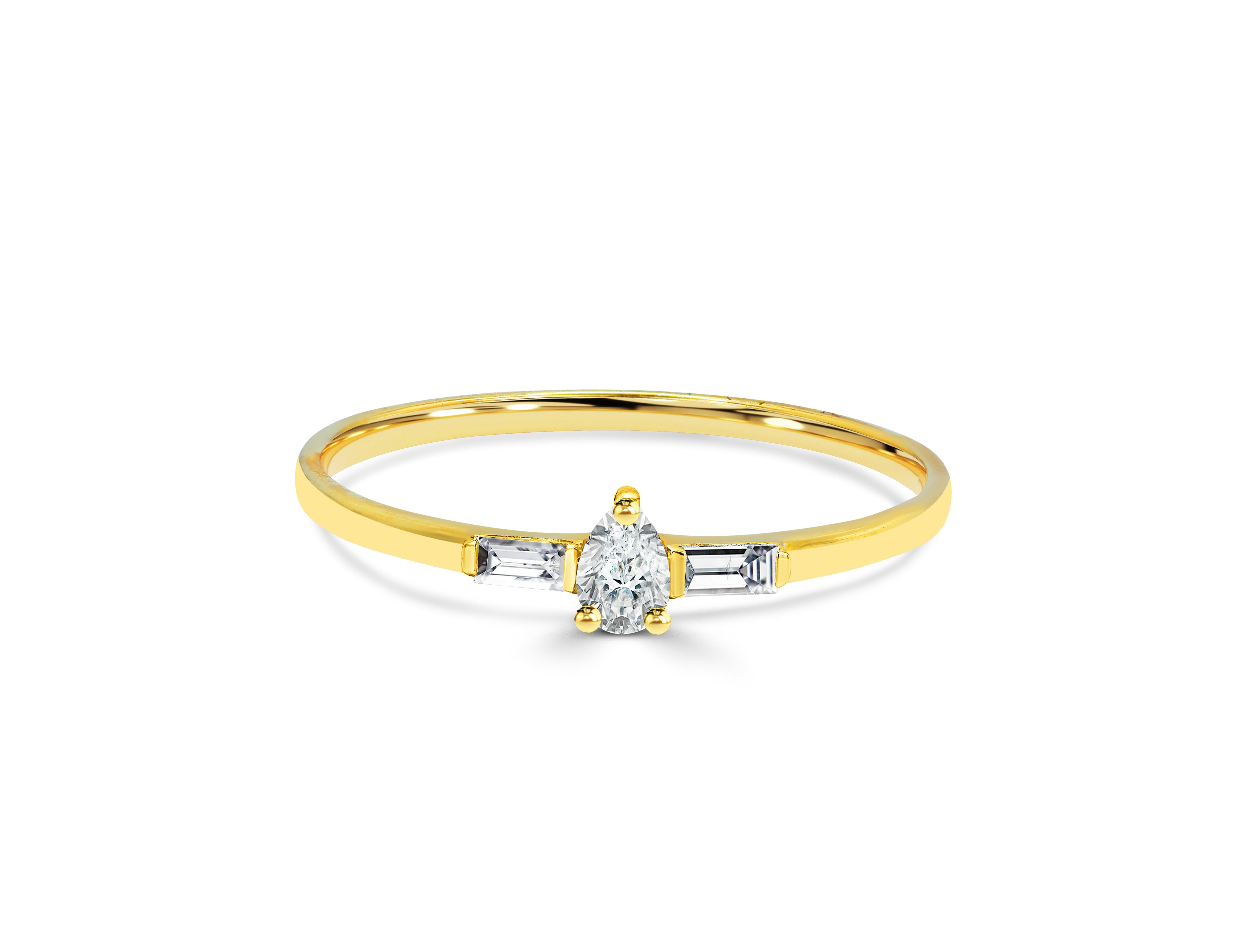 For Sale:  14k Gold Diamond Ring Pear Cut Diamond Ring Baguette Diamond Ring 3