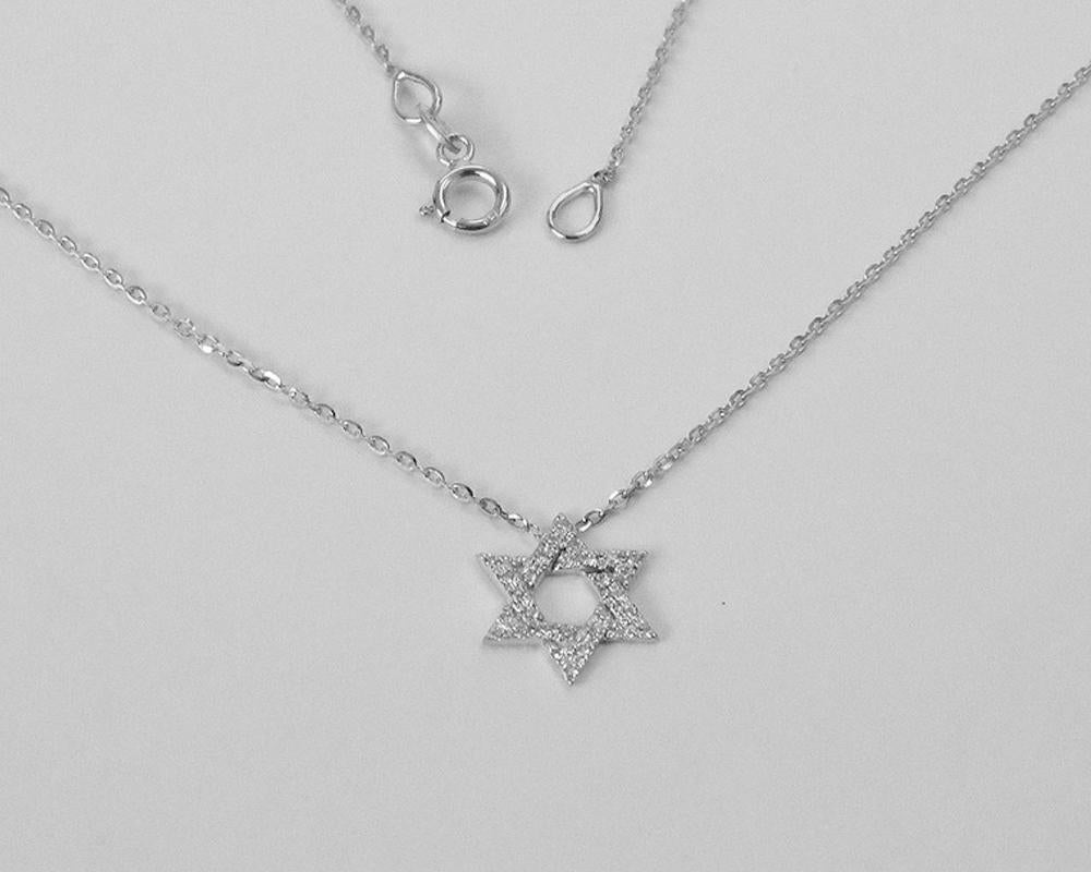 Modern 14k Gold Diamond Star Charm Necklace Pave Diamond Star Necklace For Sale