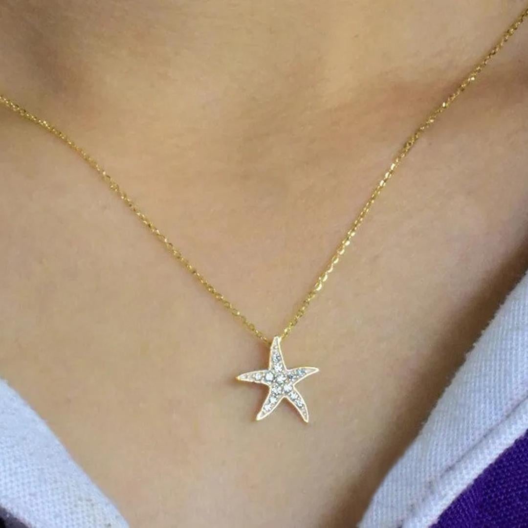 Round Cut 14k Gold Diamond Starfish Pendant Necklace Ocean Beach Jewelry For Sale