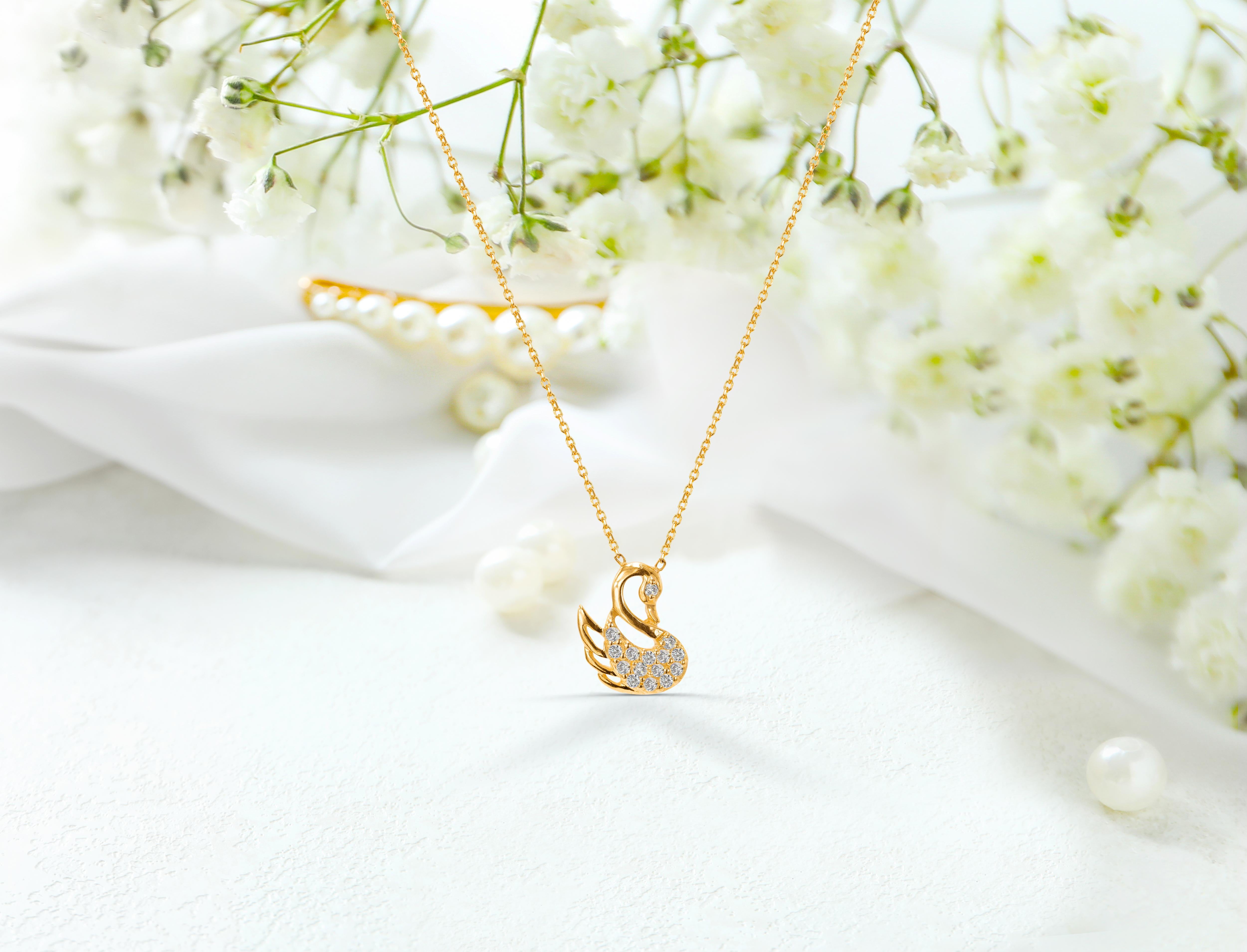 14k Gold Diamond Swan Necklace Lucky Swan Minimal Diamond Necklace For Sale 3