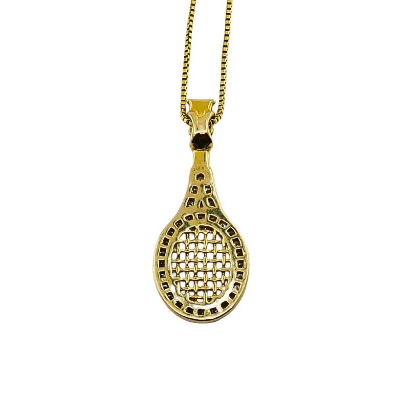 Collana con ciondolo a forma di racchetta da tennis con diamante in oro 14k in vendita 1