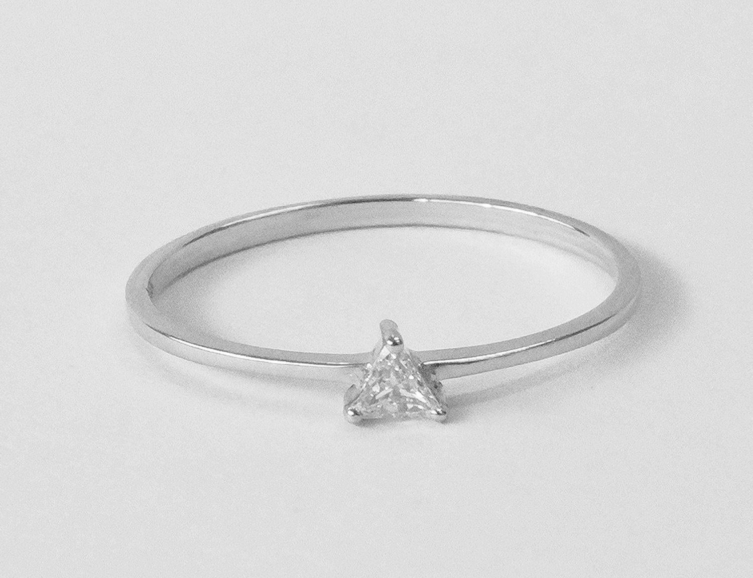 For Sale:  14k Gold Diamond Triangle Solitaire Diamond Triangle Ring 4
