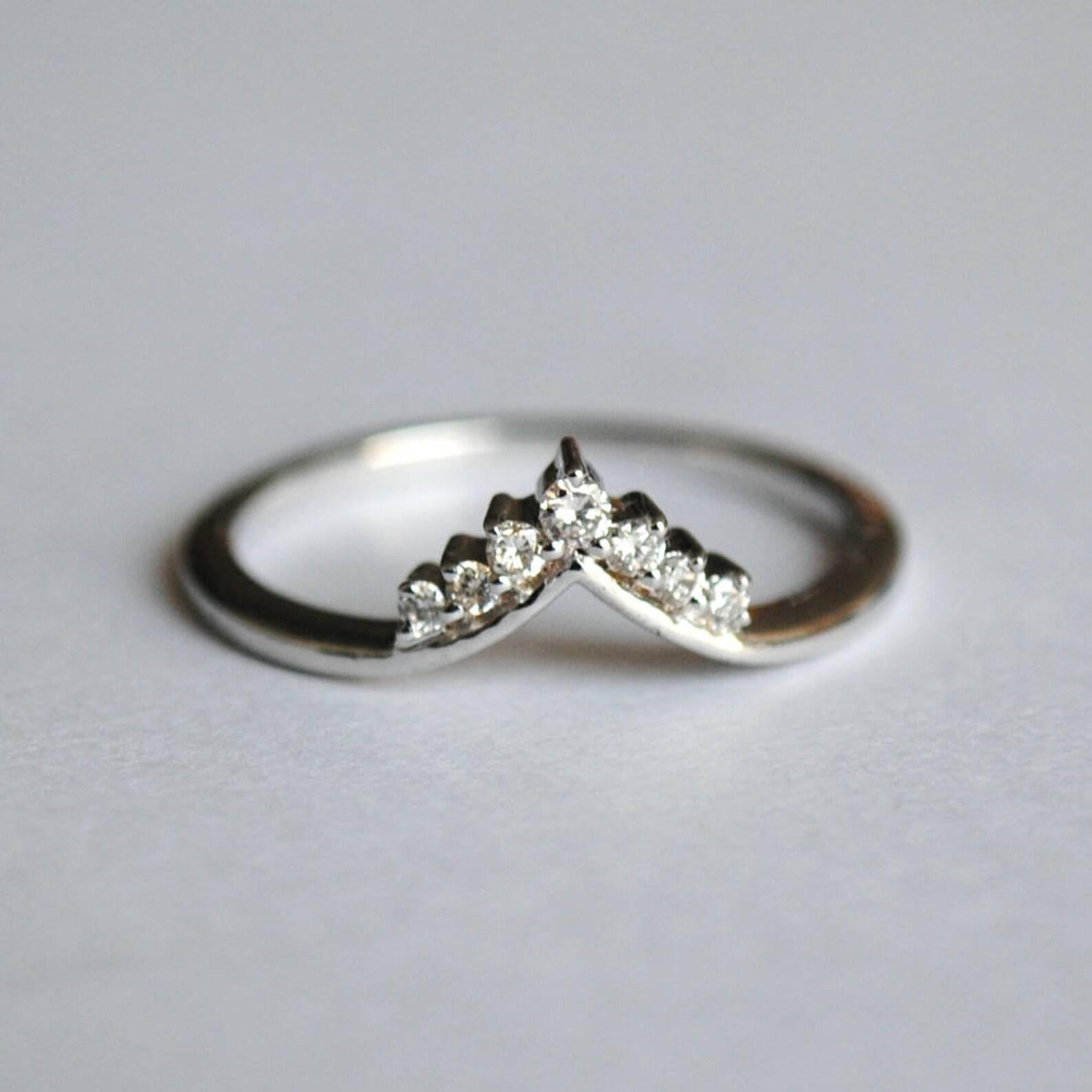 14K Gold Diamond Wedding Band Chevron V Stackable Ring Promise Ring For Women. 

Gold Weight : 1.5 gm (14kt)
Diamond Weight: 0.10 Ct

A P P R O X T I M E

All items are custom made to order. Our approx time is about 6 - 10 business days. This can