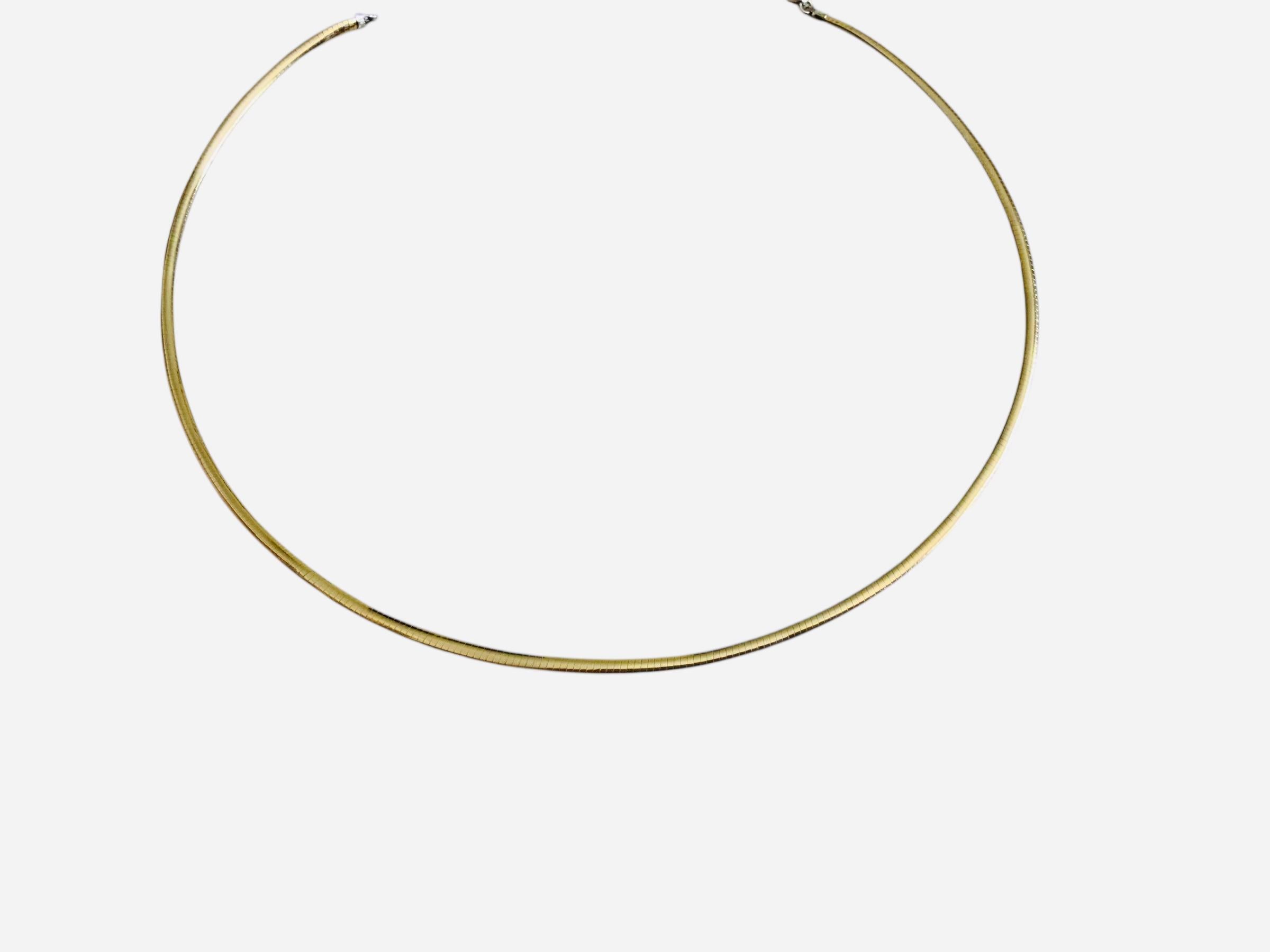 Femenino o masculino Collar de Eslabones Omega de Oro de 14 K de Doble Tono en venta