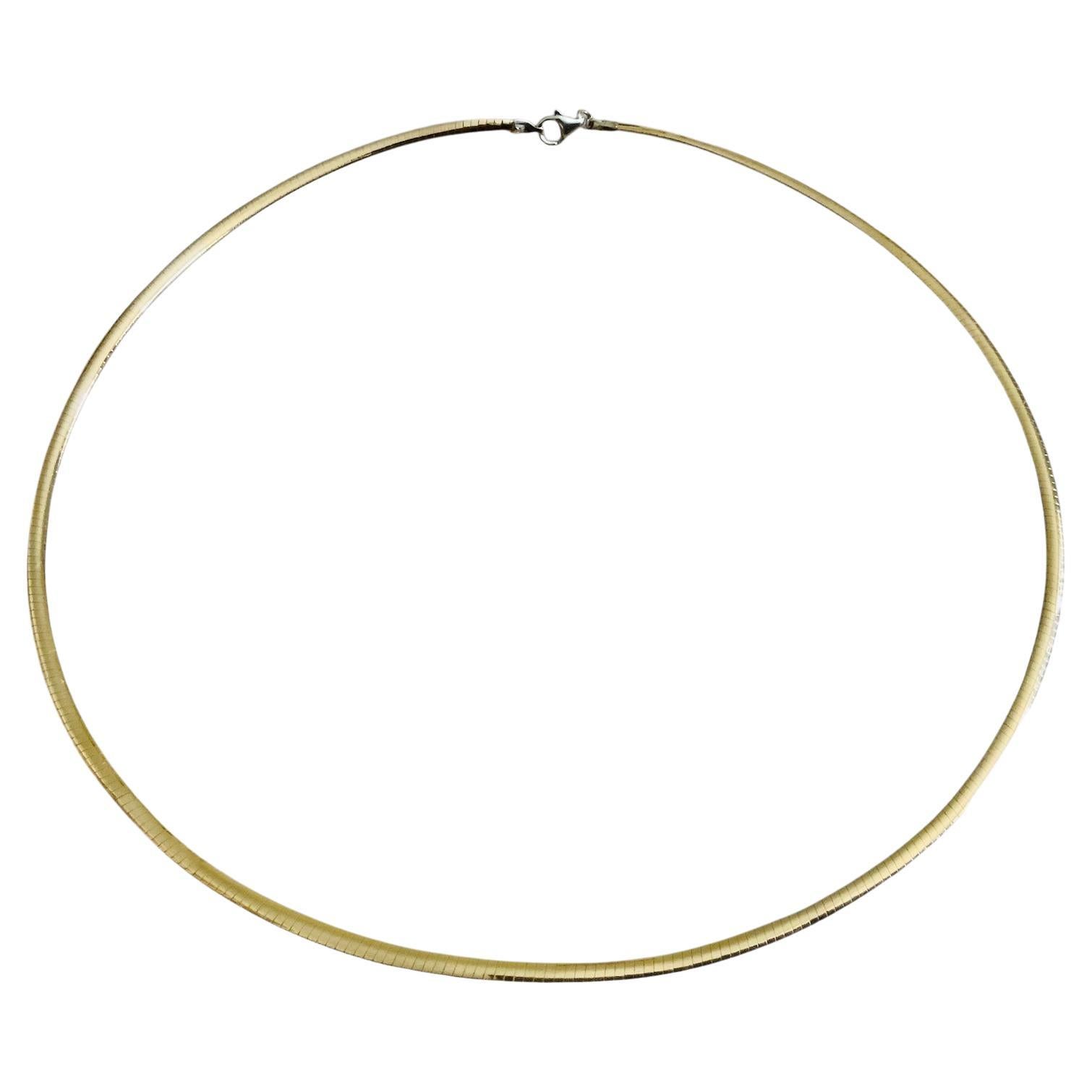 Collar de Eslabones Omega de Oro de 14 K de Doble Tono en venta