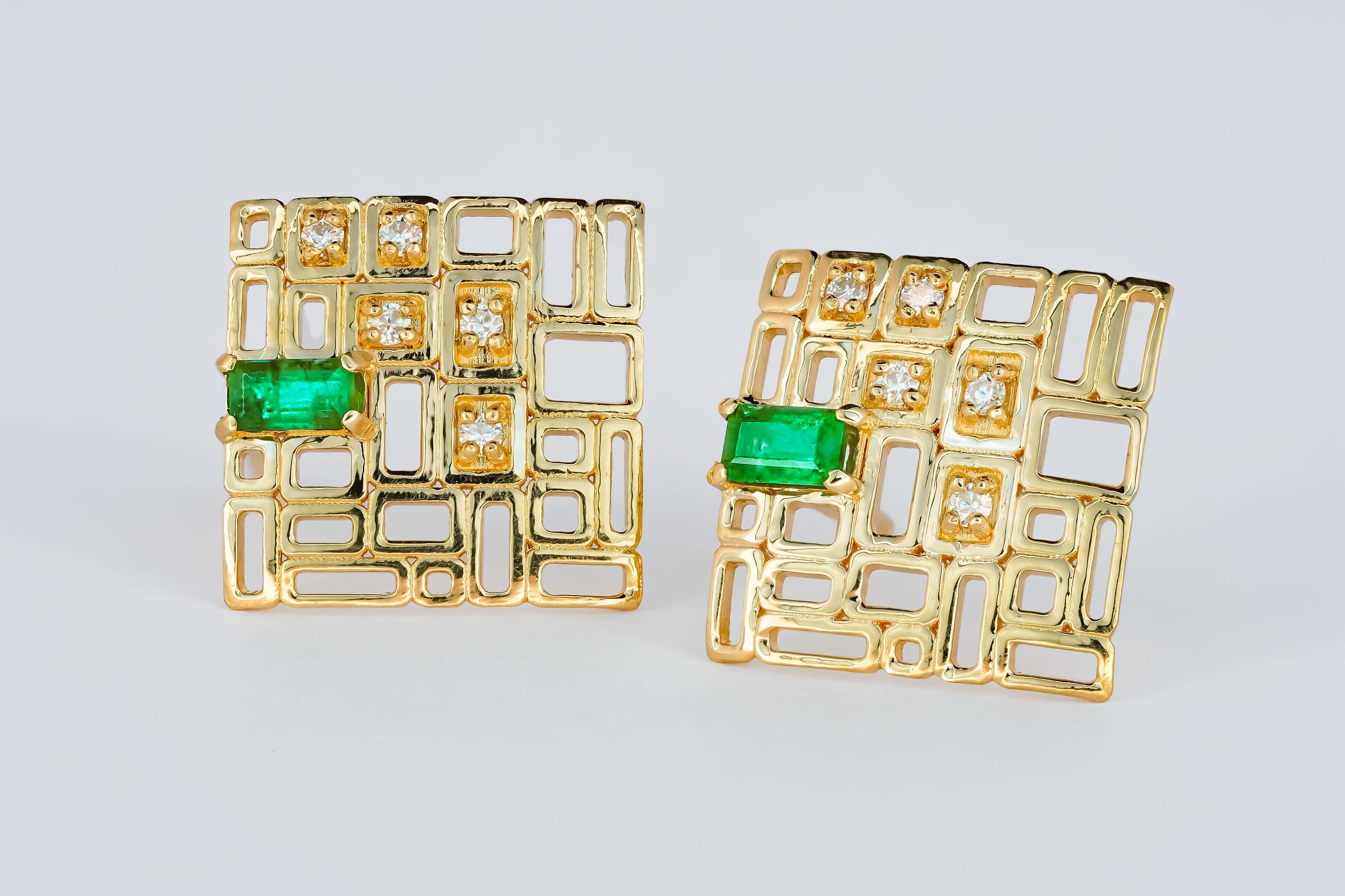 Modern 14 Karat Gold Earrings Studs with Emeralds and Diamonds For Sale