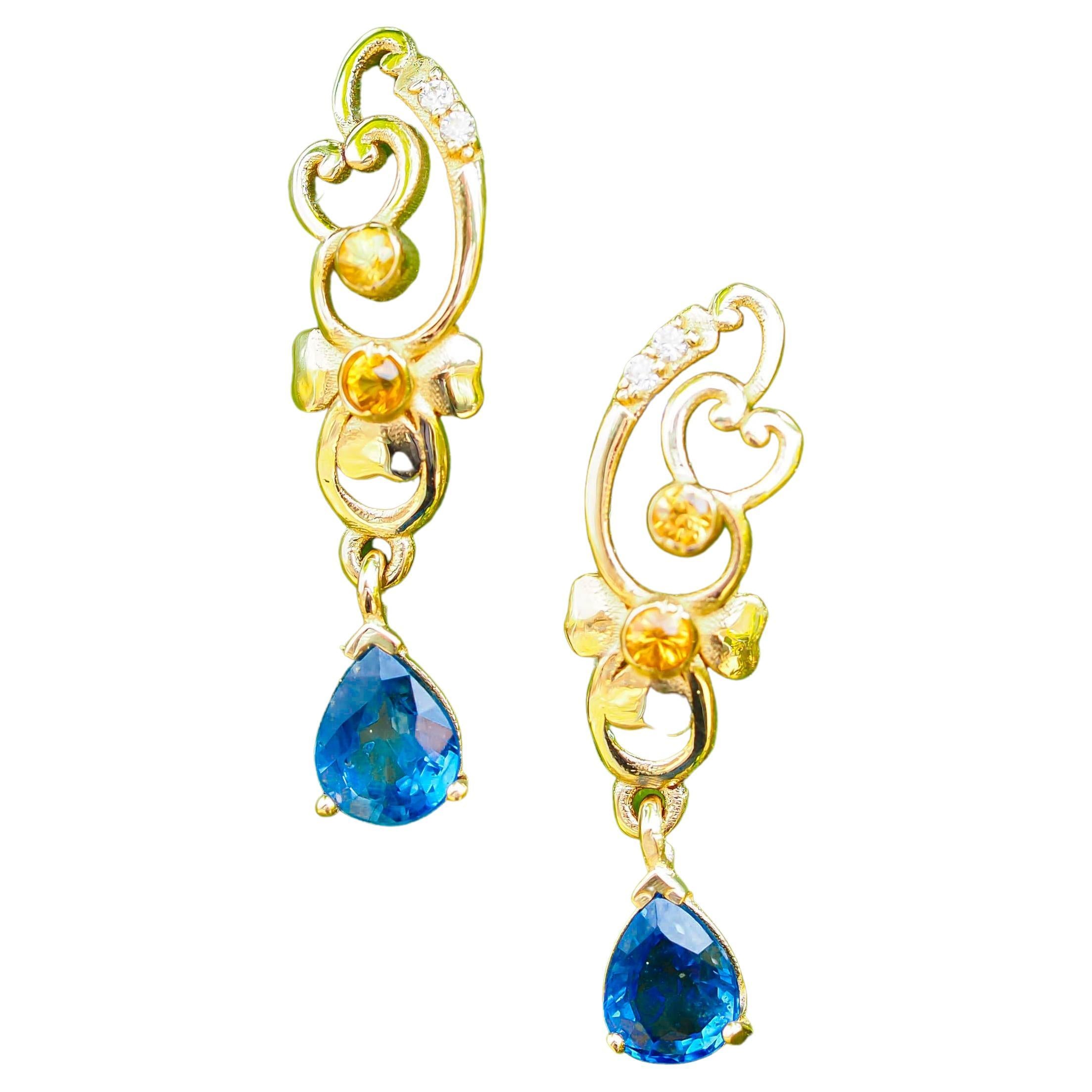 14k Gold Earrings Studs with Sapphires and Diamonds For Sale