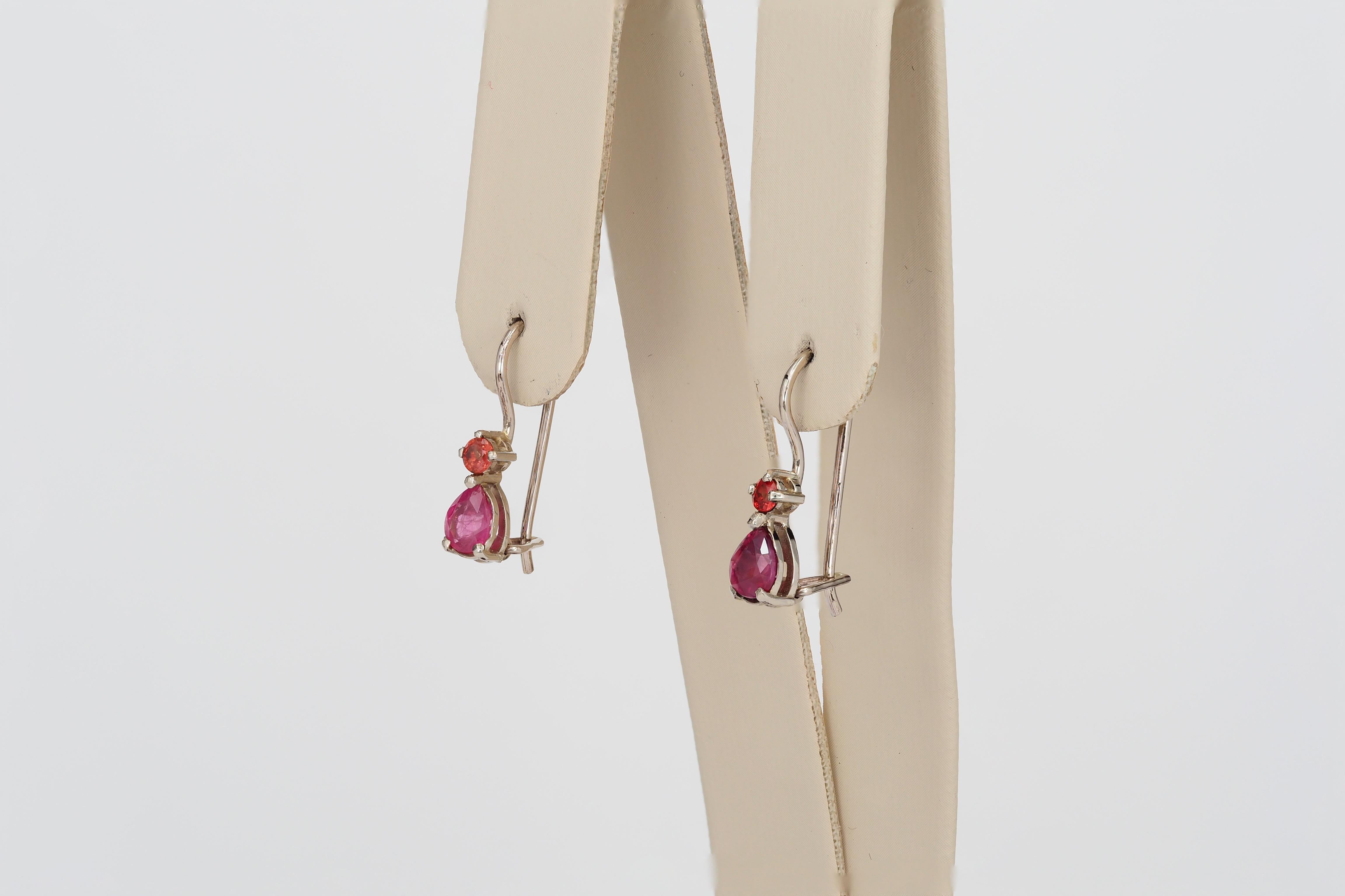 14k Gold Earrings with Pear Rubies and Sapphires For Sale 3