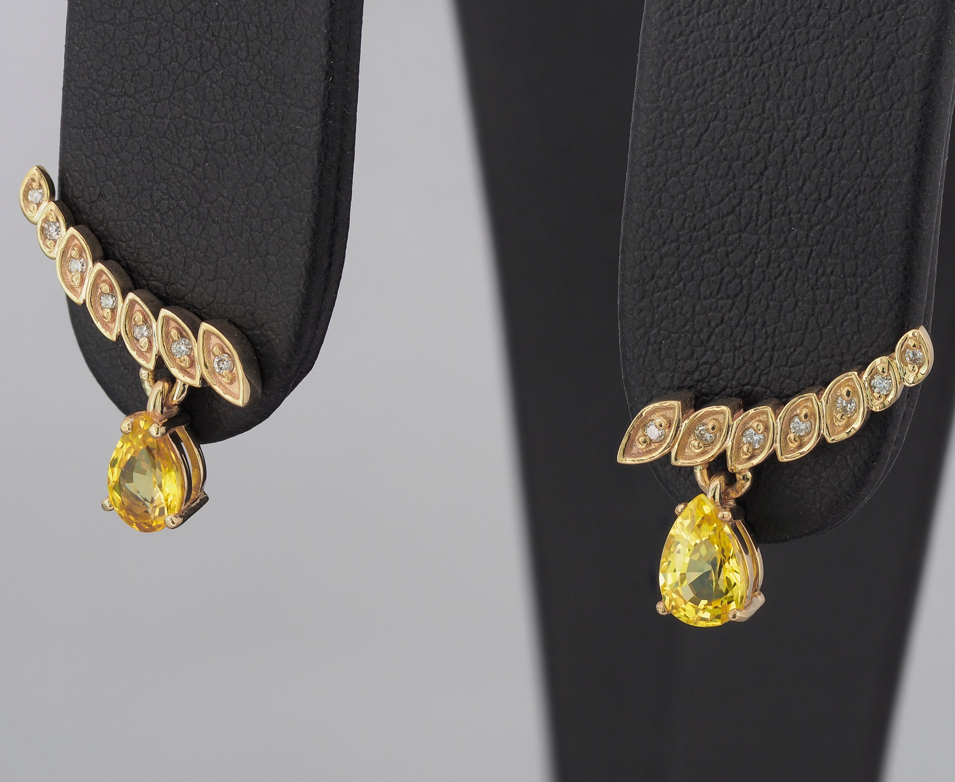 14k Gold Earrings with Pear Sapphires and Diamonds For Sale 1