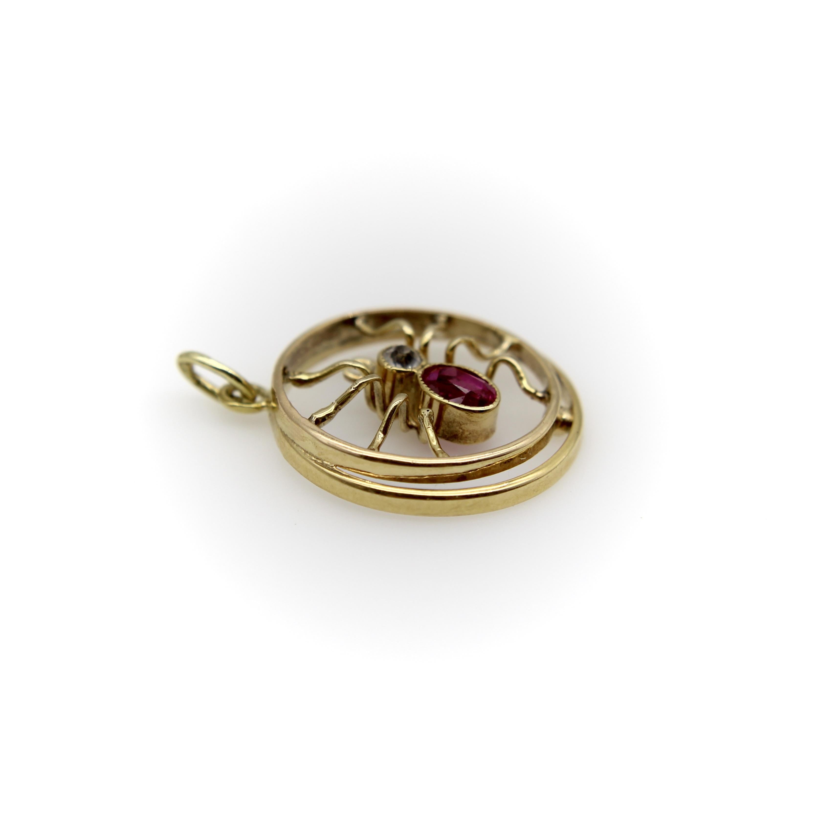 Édouardien Pendentif araignée édouardien austro-hongrois en or 14 carats en vente