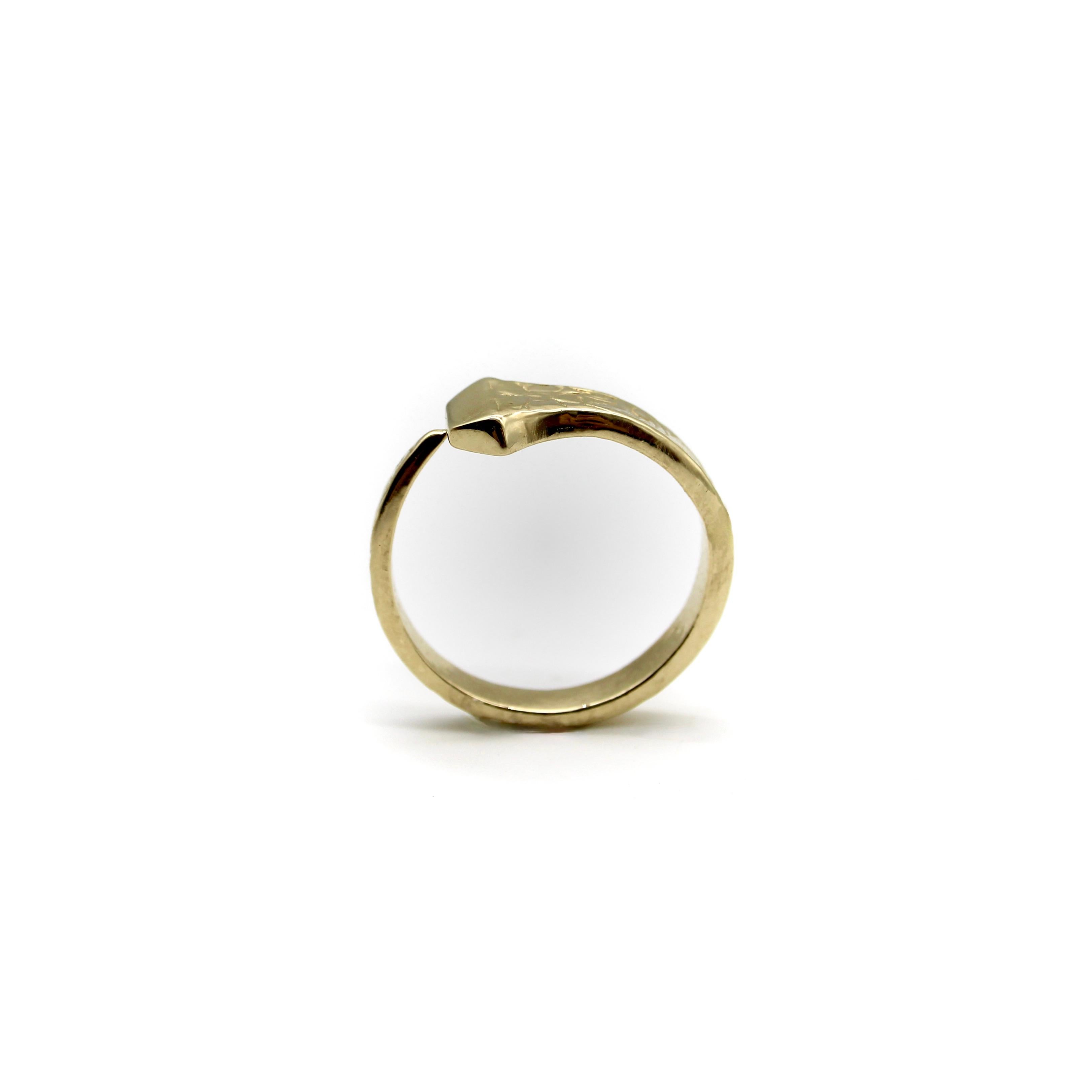 14K Gold Edwardian-Inspired Lucky Nail Ring For Sale 1