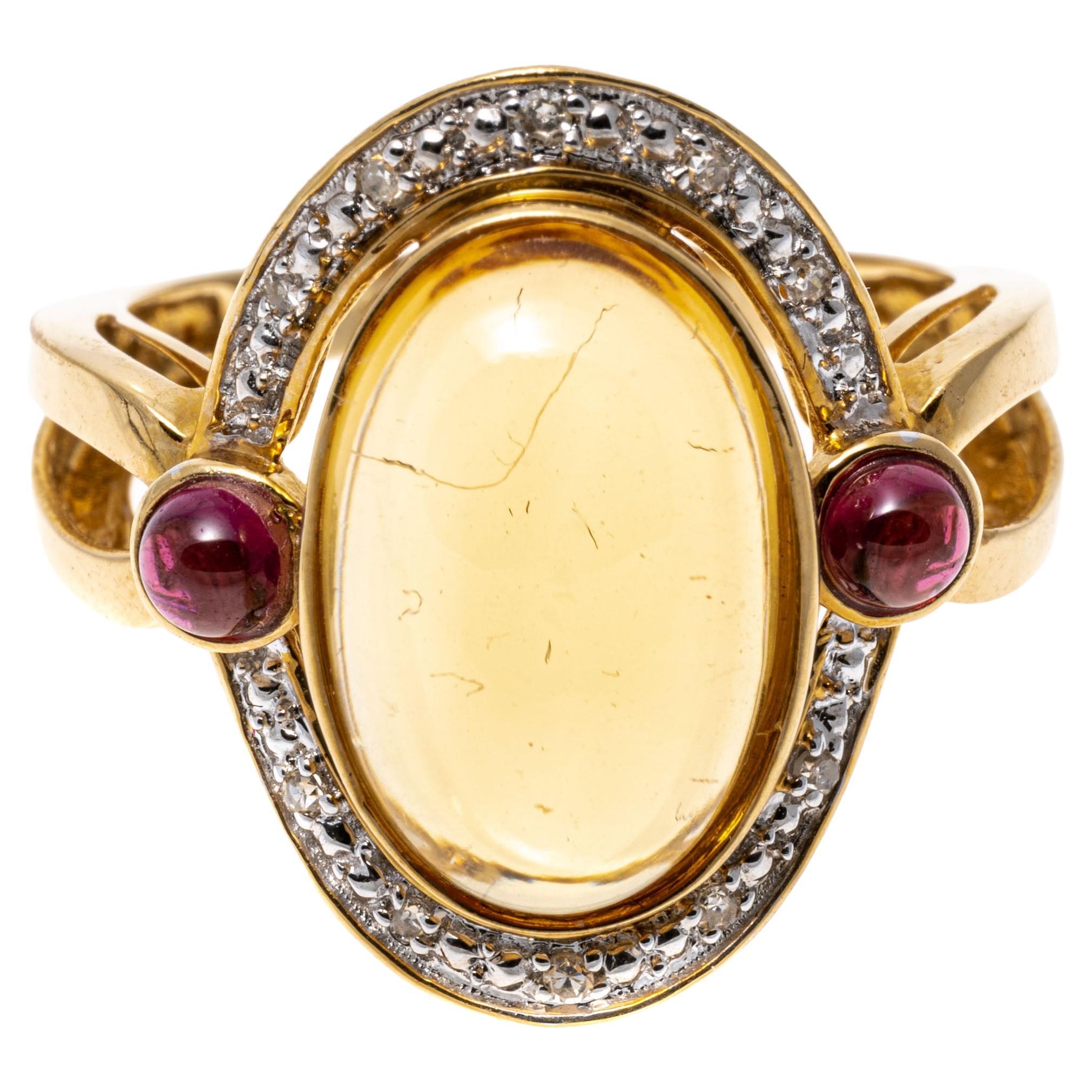 14k Gold Elongated Pale Cabachon Citrine and Rhodolite Garnet Ring