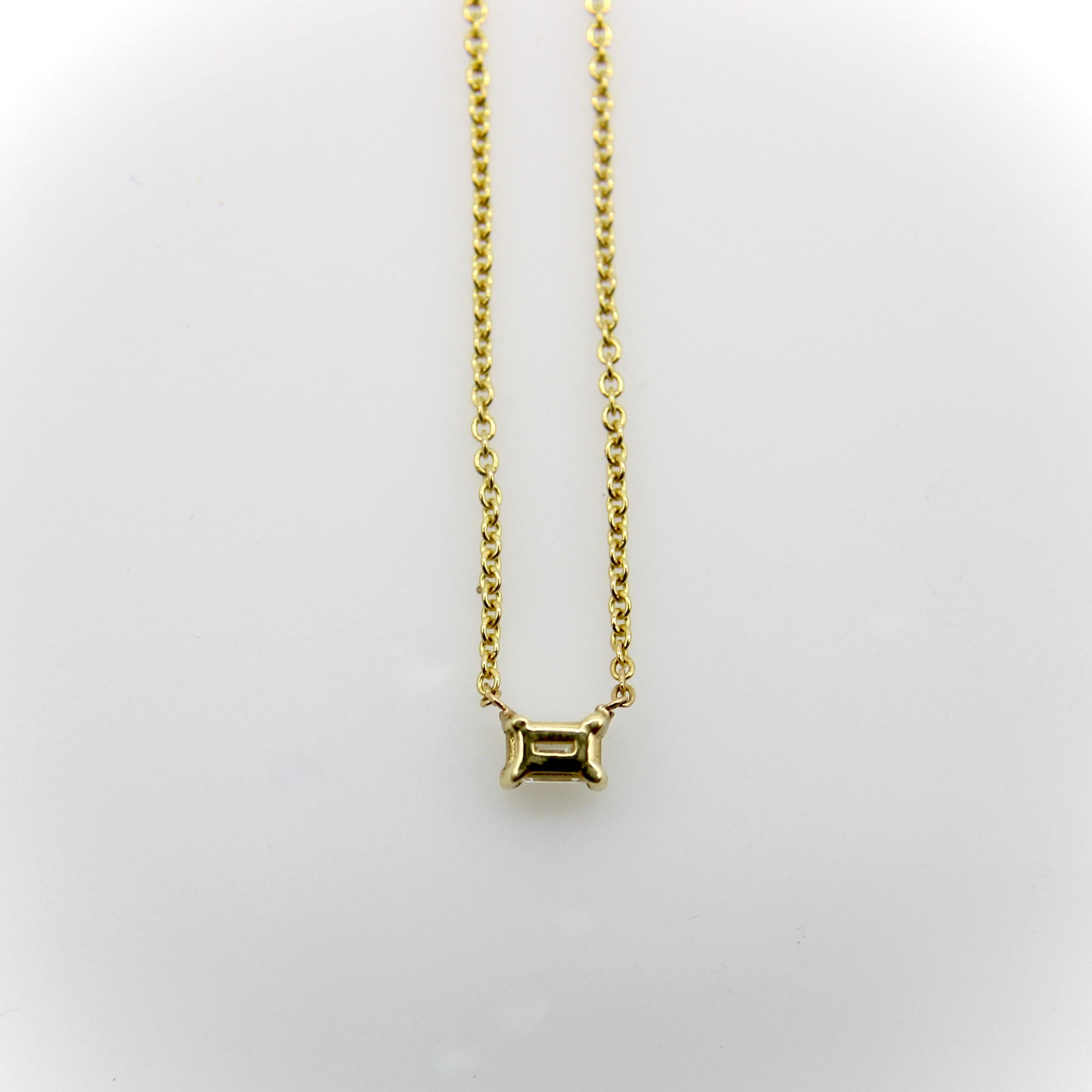14K Gold Emerald Cut Diamond Necklace For Sale 2