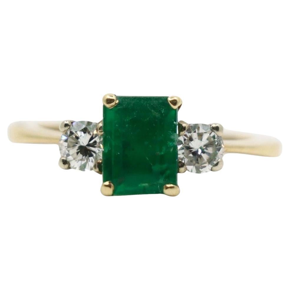 14K Gold Emerald Diamond Ring