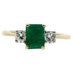 14K Gold Emerald Diamond Ring