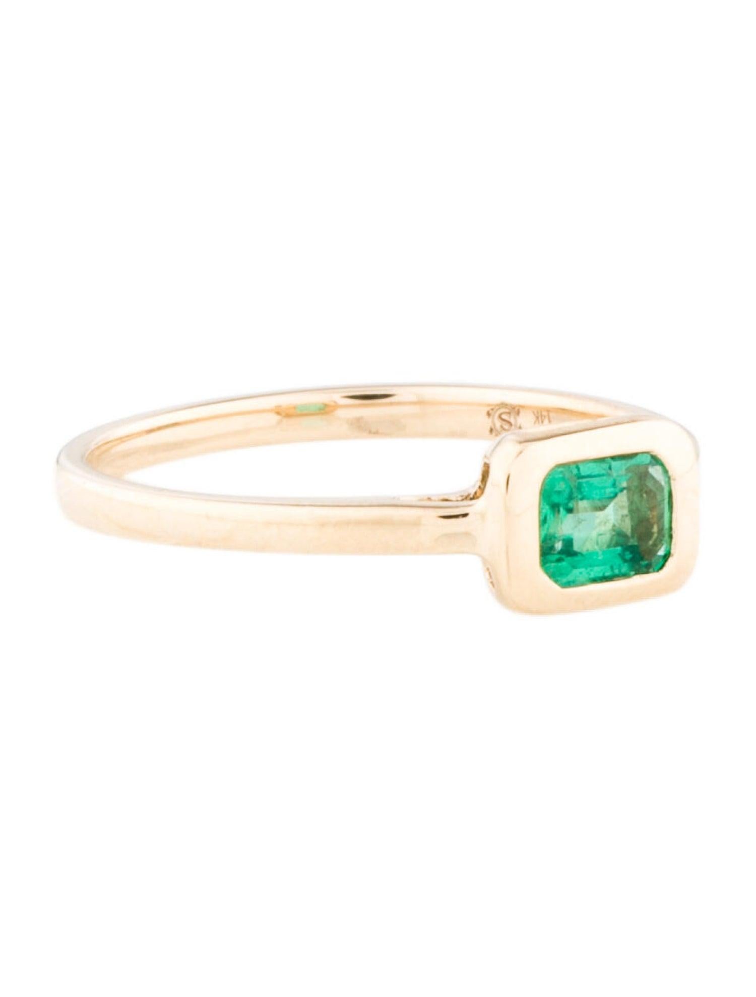 14k Gold & Emerald Ring 0.60 CTTW for Her, Emerald Cut Emerald for Ladies 1