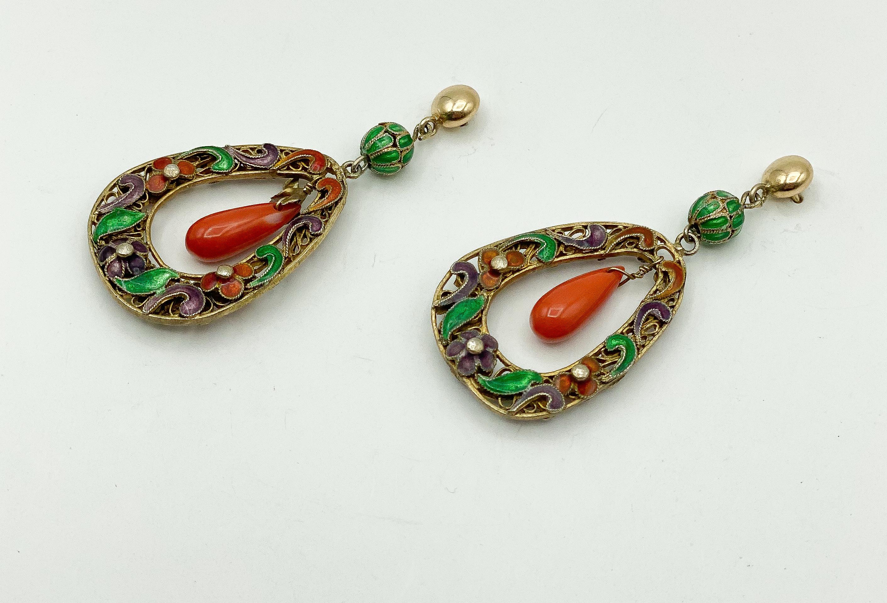 14K Gold, Enamel & Coral 

Hanging Earrings 

Approximately 2 inches in length 