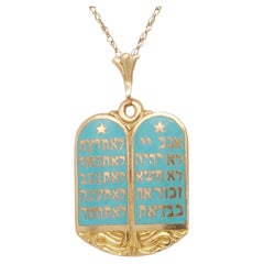 14K Gold & Emaille Figural Zehn Gebote hebräischen Tafeln Charme oder Anhänger