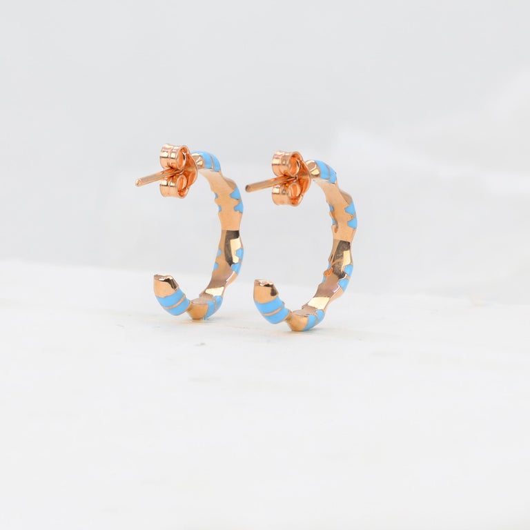 Textured Polished C-Hoop Earrings main image 0