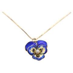 Collier à pendentifs en or 14K émaillé Pansy et perles, 1930