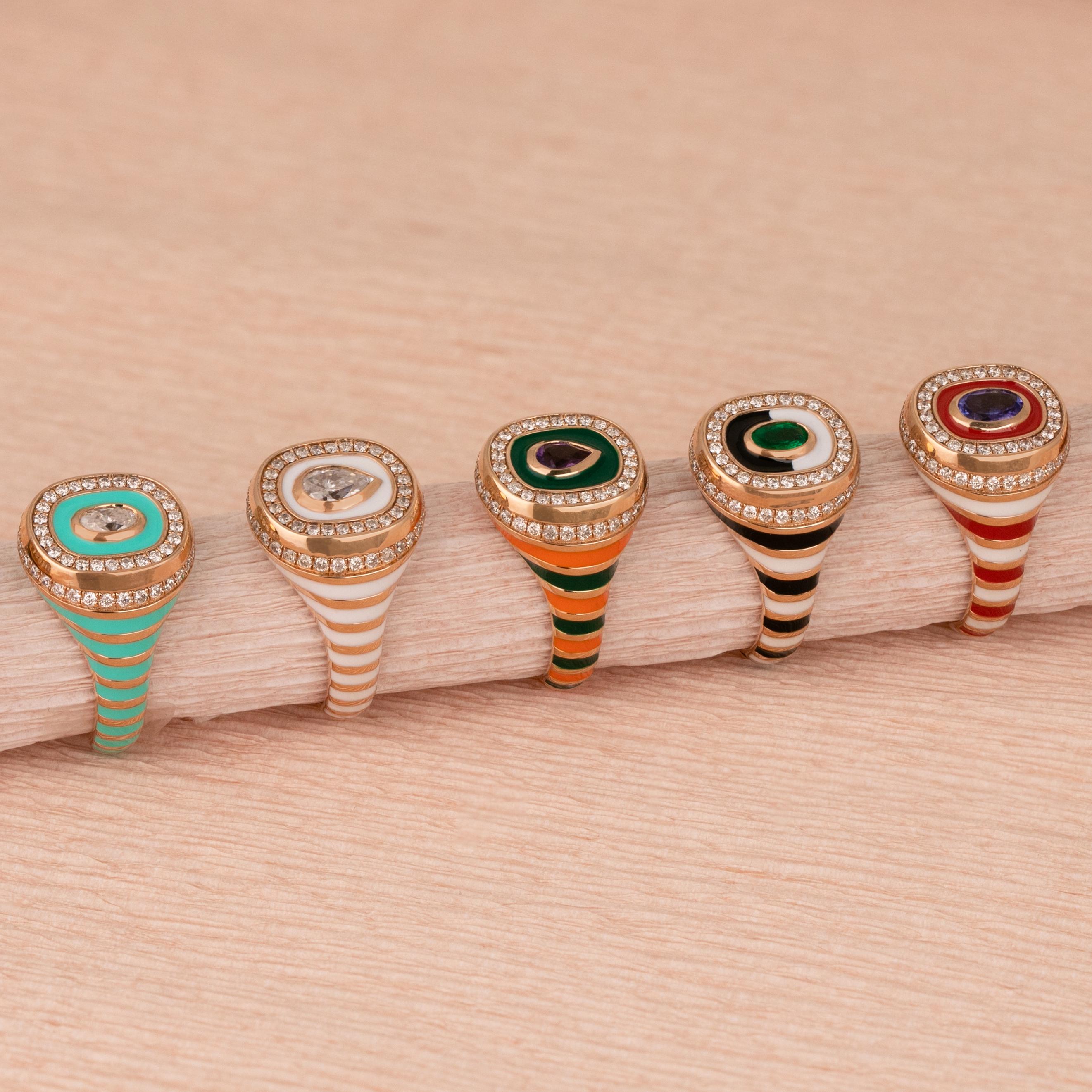Bague en or 14K avec émail : Une pièce d'apparat colorée pour The Modern Collector en vente 7
