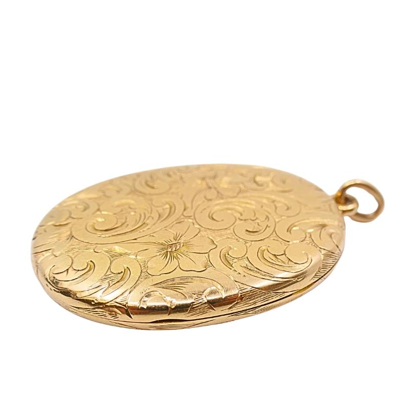 Ciondolo a medaglione inciso in oro 14k Catena per orologio antica in oro in vendita 7