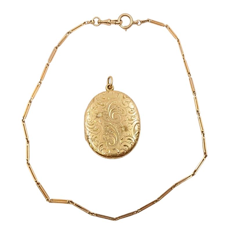 Ciondolo a medaglione inciso in oro 14k Catena per orologio antica in oro in vendita 5