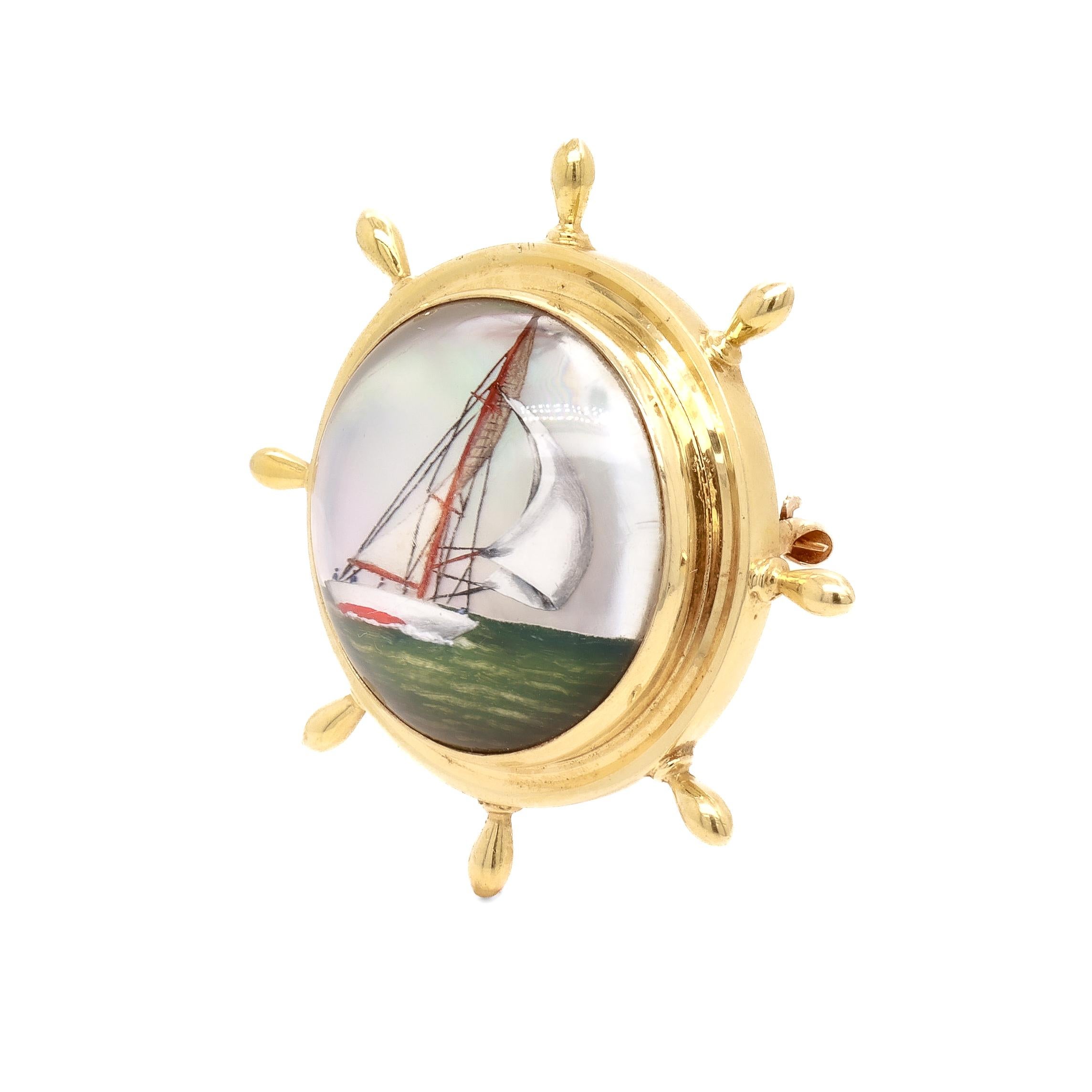 Broche de oro de 14 quilates y cristal de Essex con forma de rueda de barco y velero en el mar en venta 1