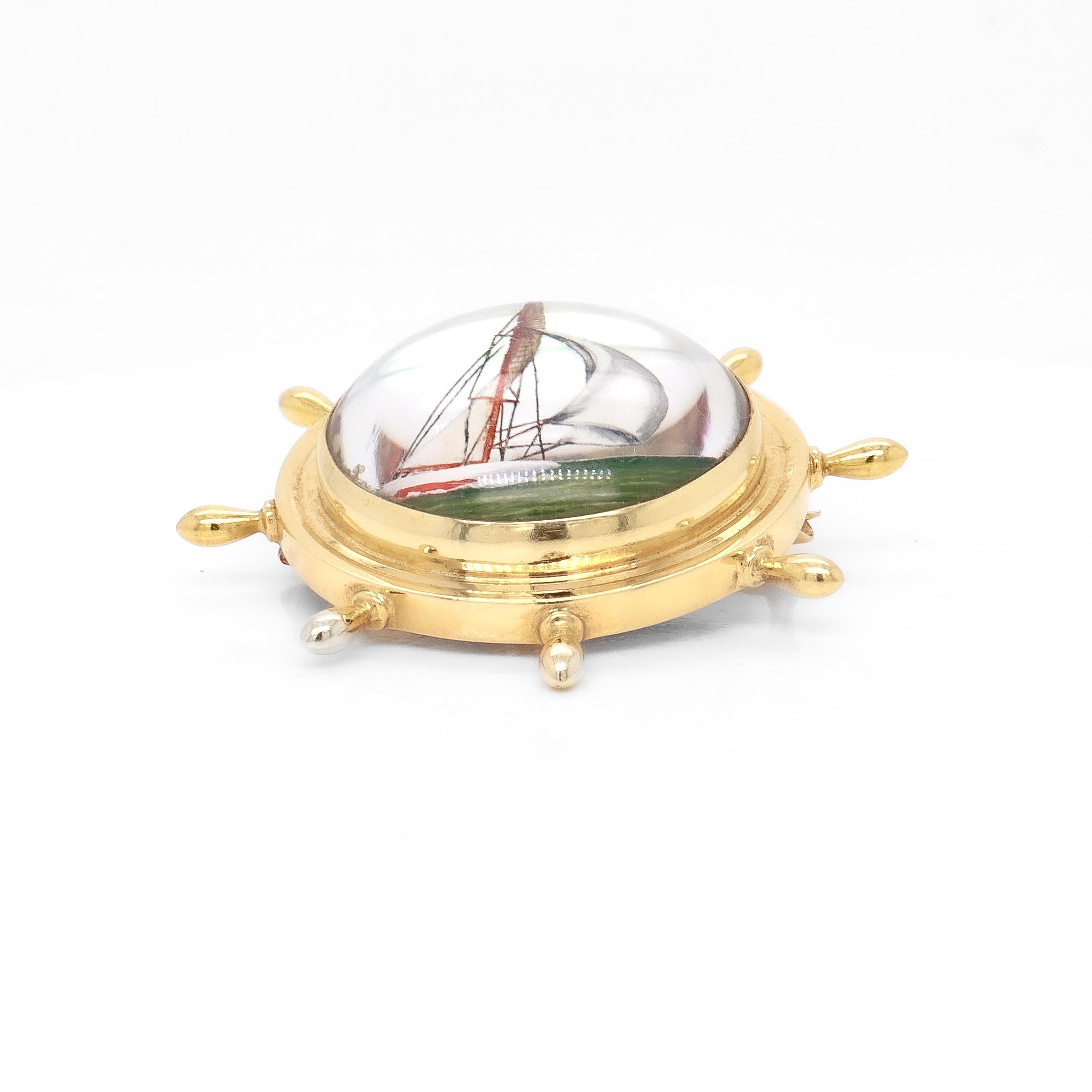 Broche de oro de 14 quilates y cristal de Essex con forma de rueda de barco y velero en el mar en venta 3