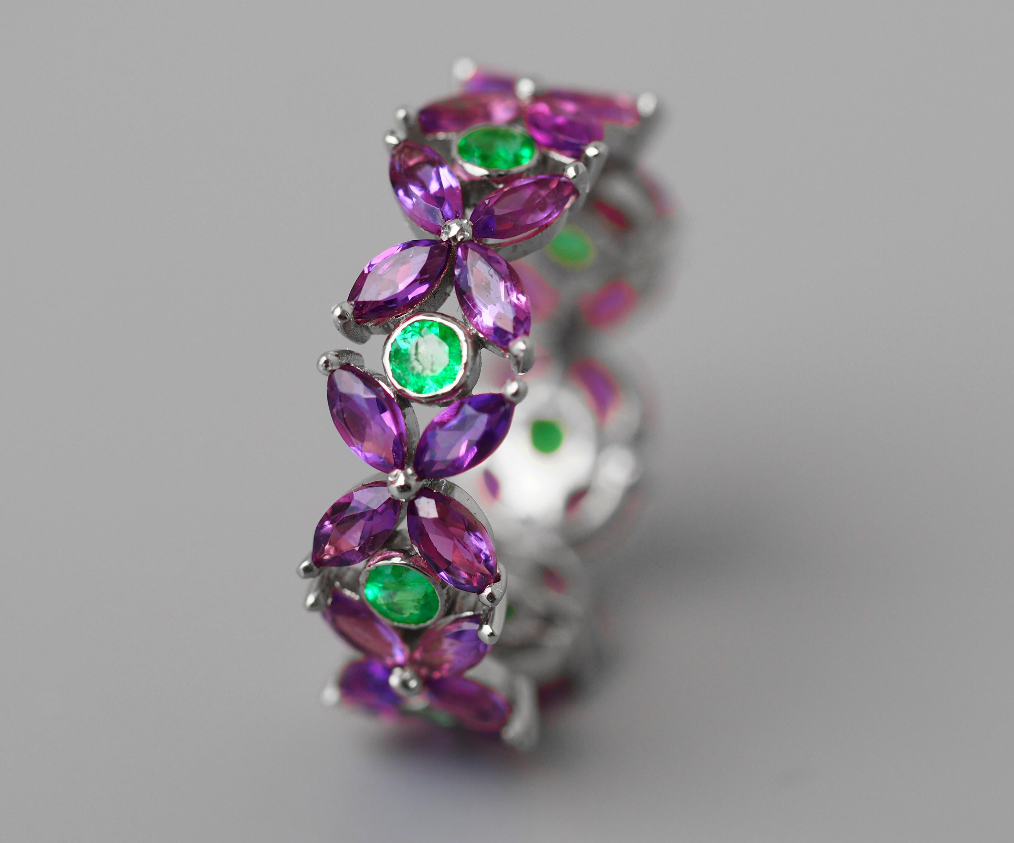 14k Gold Eternity Ring with Emeralds and Amethysts