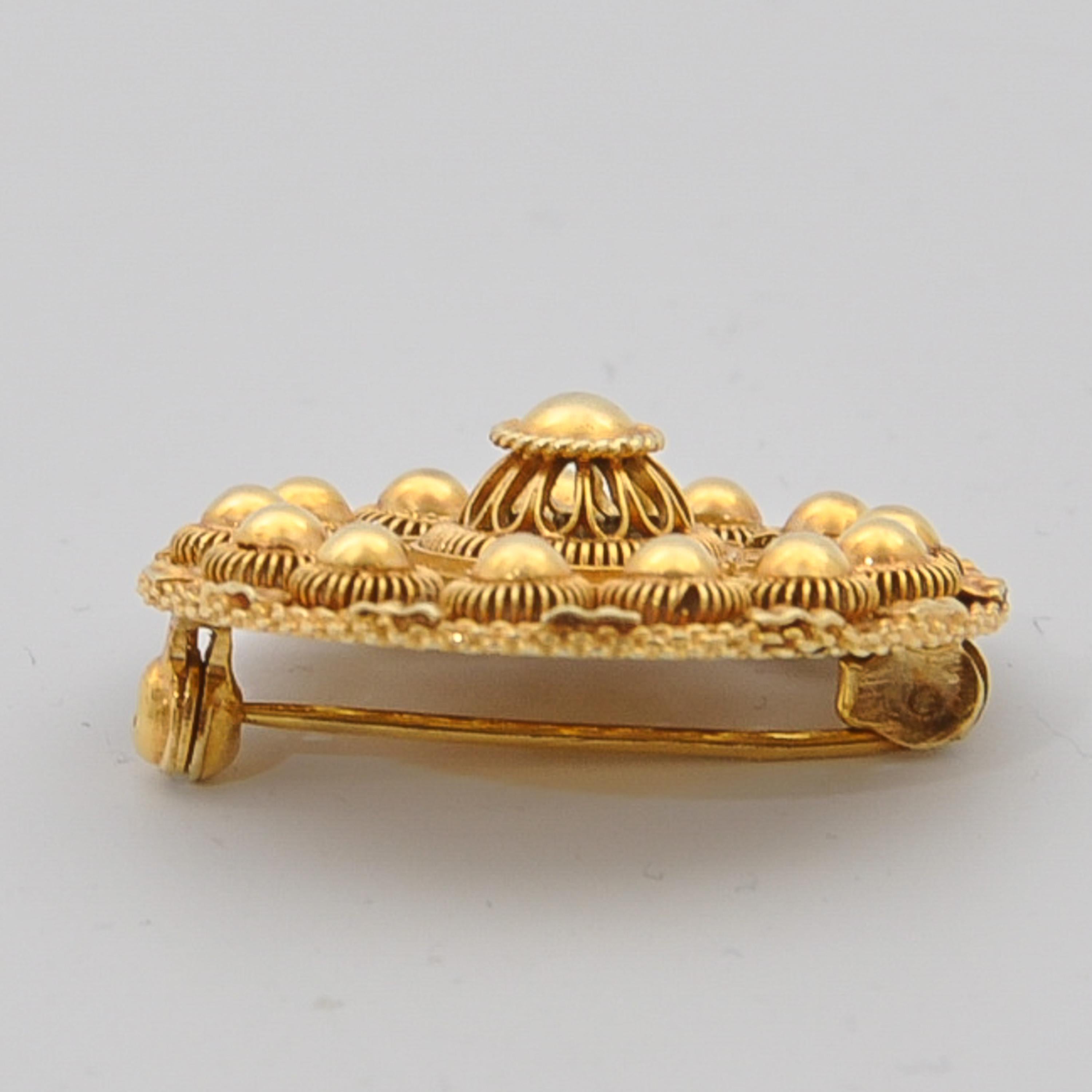14 Karat Gold Cannetille-Brosche im etruskischen Stil des frühen 20. Jahrhunderts im Angebot 1