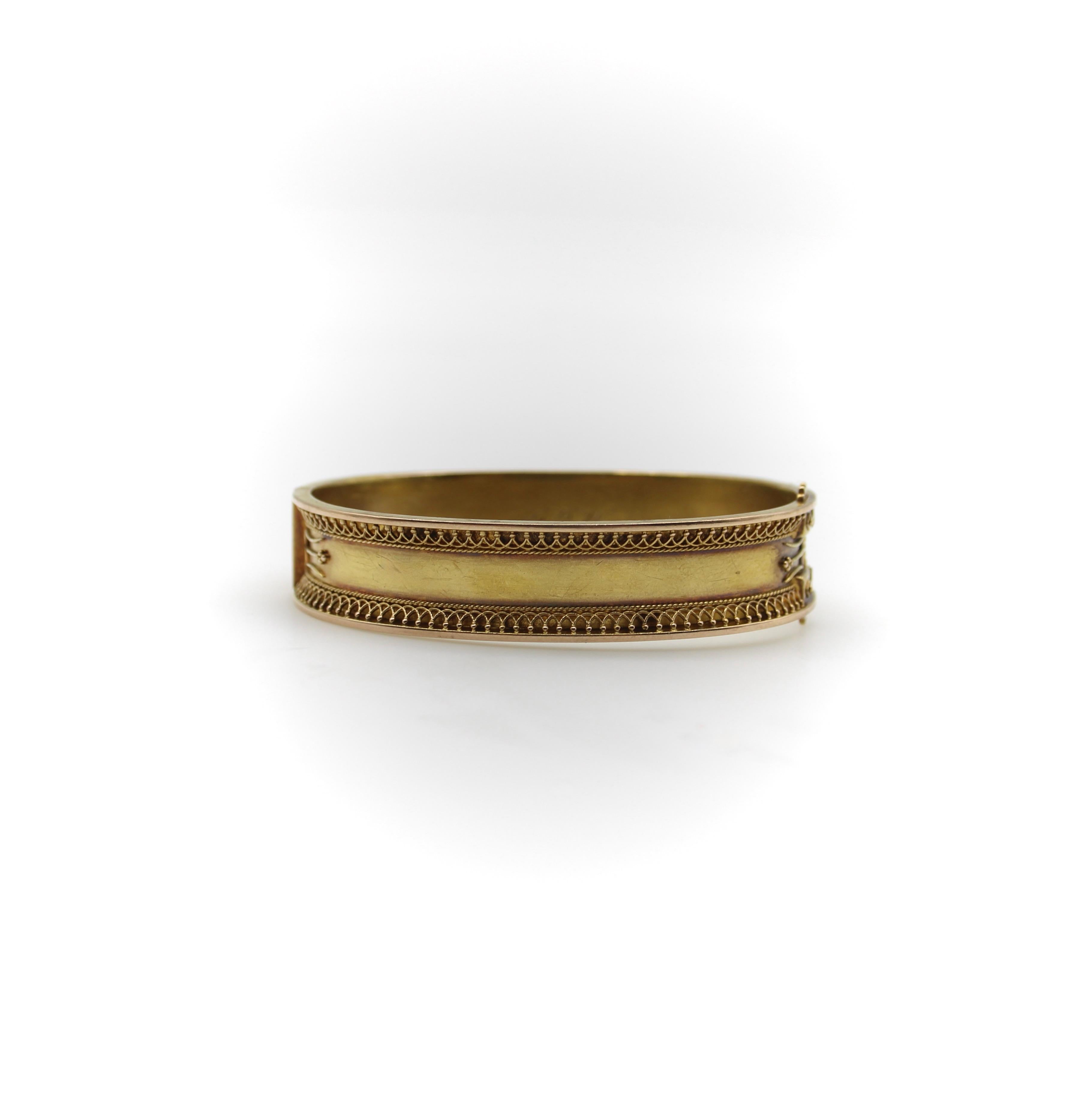 Femenino o masculino 14K Gold Etruscan Revival Wirework Bracelet en venta