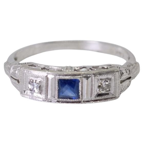 14K Gold Filigree Diamond Saphirre Ring For Sale