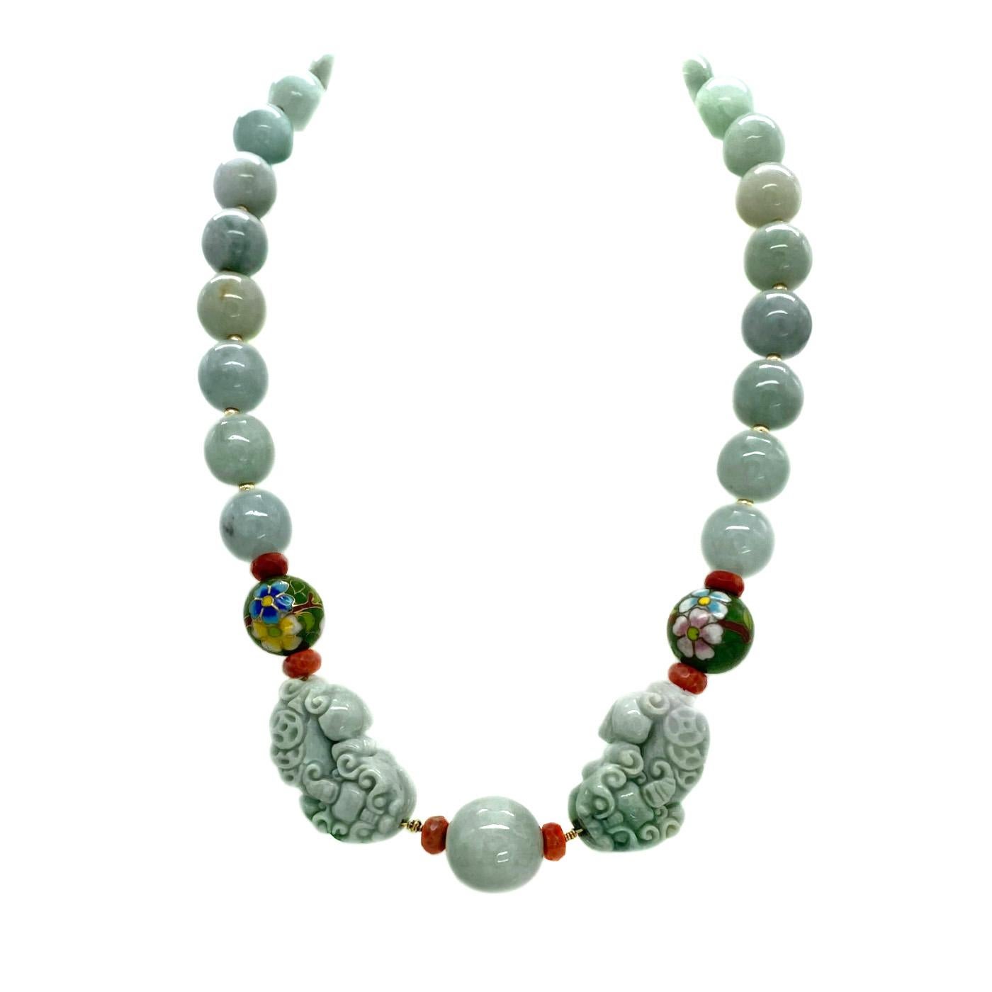 14K Gold gefüllt und Jade Halskette mit einem Paar geschnitzte Pixiu (Kunsthandwerker*in) im Angebot