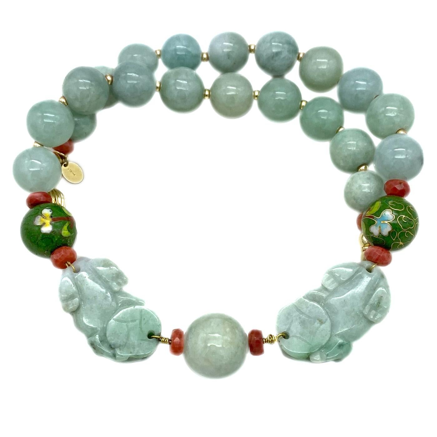 14K Gold Filled and Jade Necklace with a Pair of Carved Pixiu For Sale 2