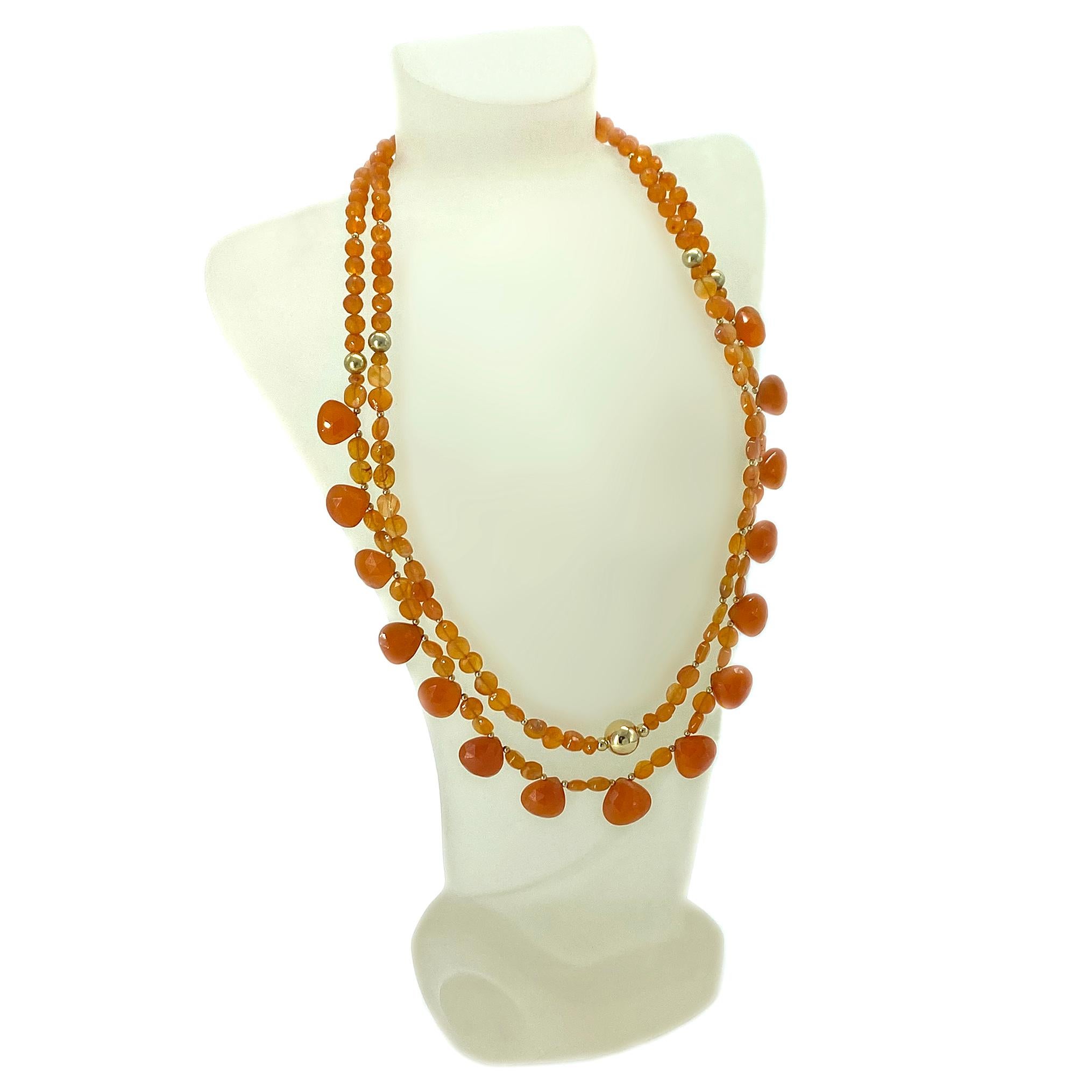 Collier double brin en cornaline remplie d'or 14K avec briolette en forme de coeur Neuf - En vente à Atlanta, GA