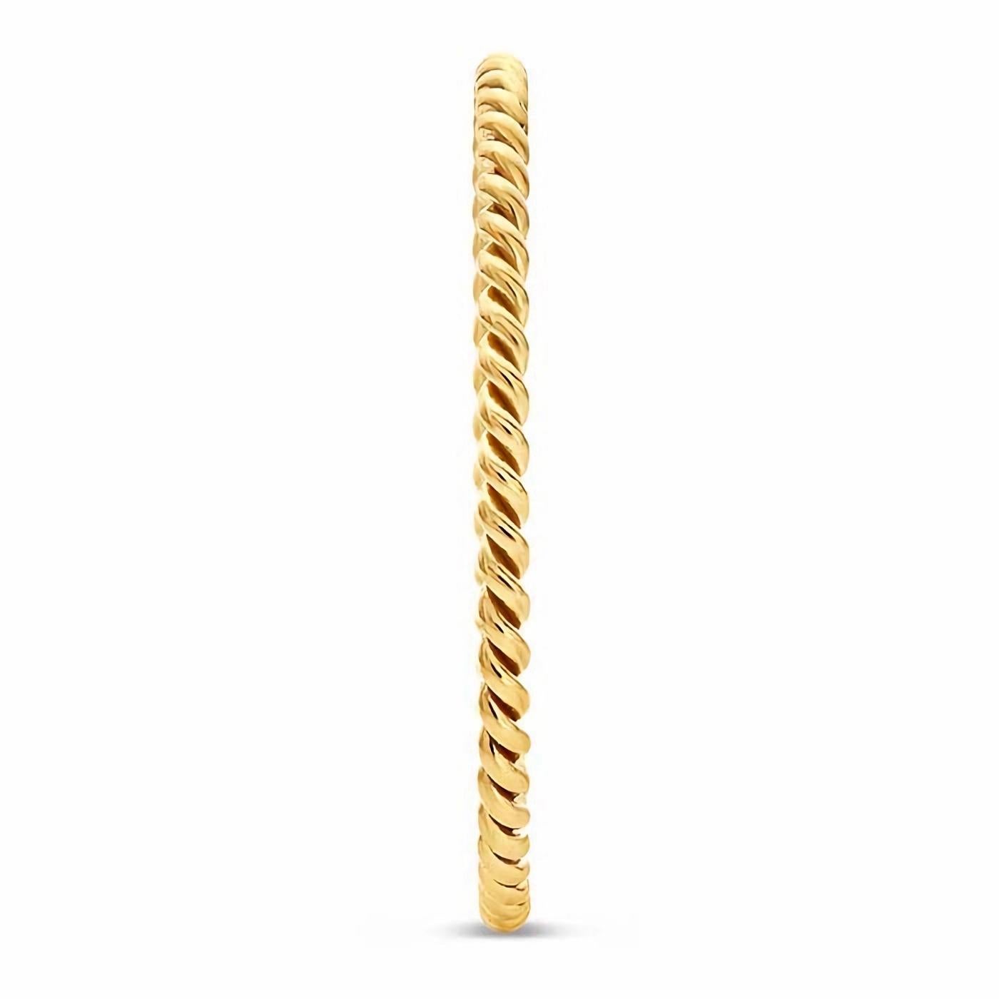 Questo anello in oro giallo 14/20, realizzato con filo metallico, offre un look dinamico e delicato. È perfetto per essere impilato con altri anelli.


Attributi:
Tipo di metallo: Riempito d'oro
Karat: 14/20
Colore del metallo: giallo
Tipo di