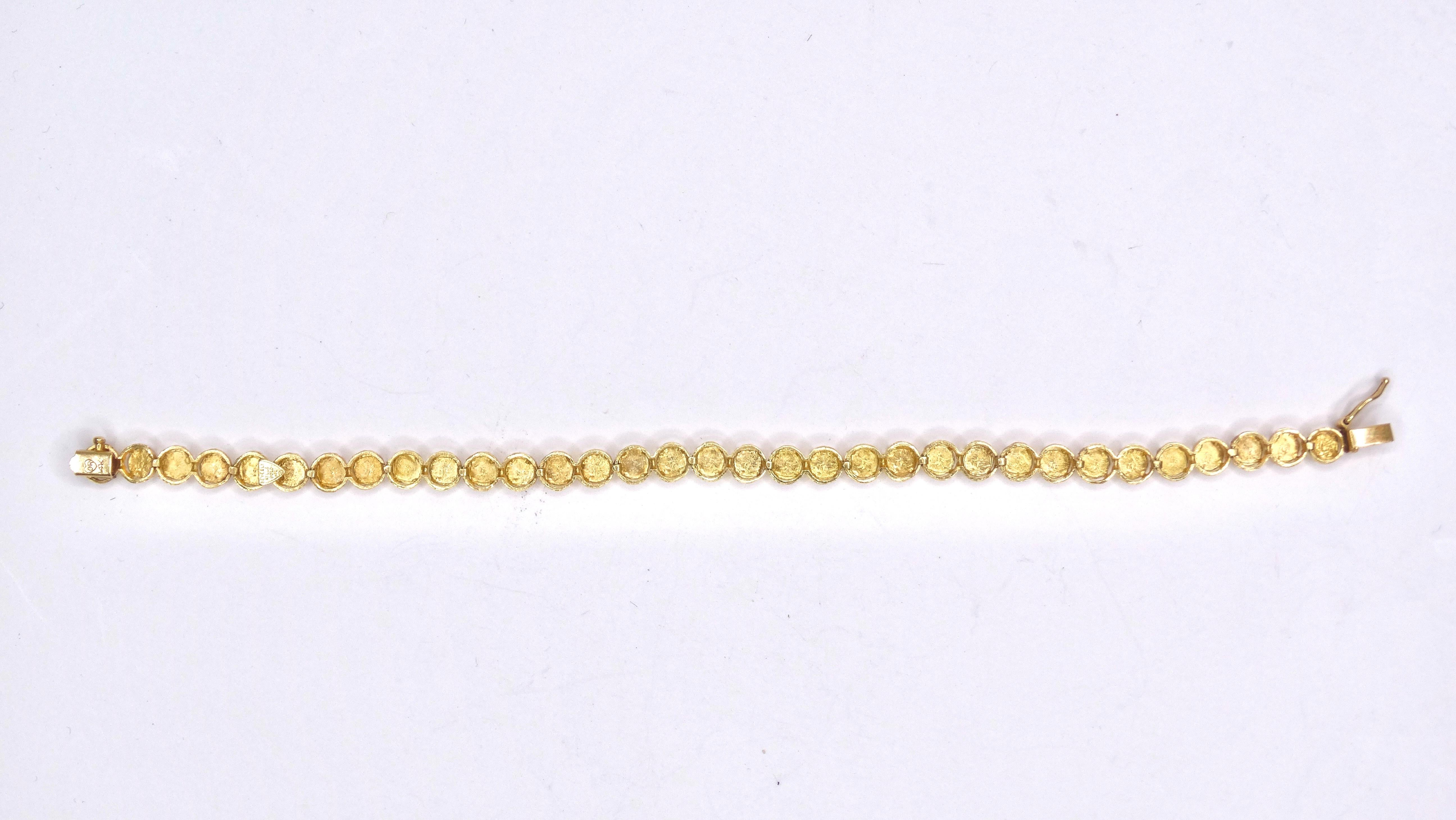 14k Gold Floral Link Tennis Bracelet In Excellent Condition For Sale In Scottsdale, AZ