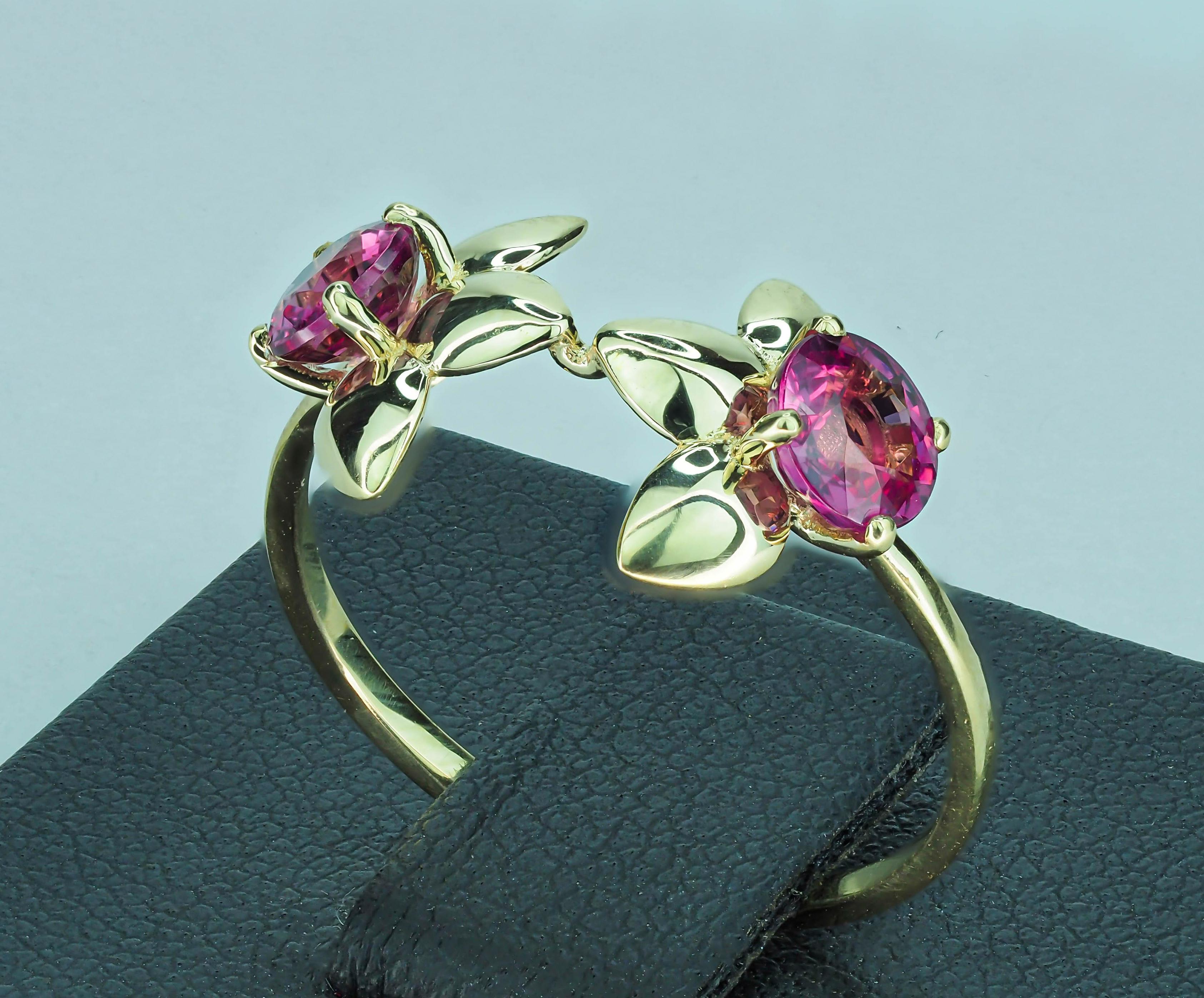 For Sale:  Two garnets 14k gold ring 5
