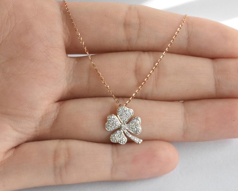 4 leaf clover diamond necklace