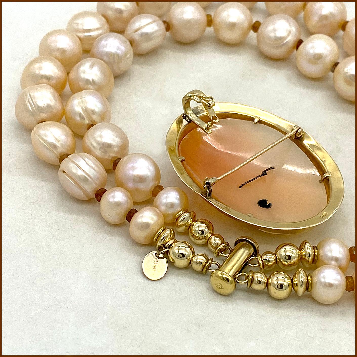 Collier de perles à double rang en or 14K avec camée antique et diamants en vente 2